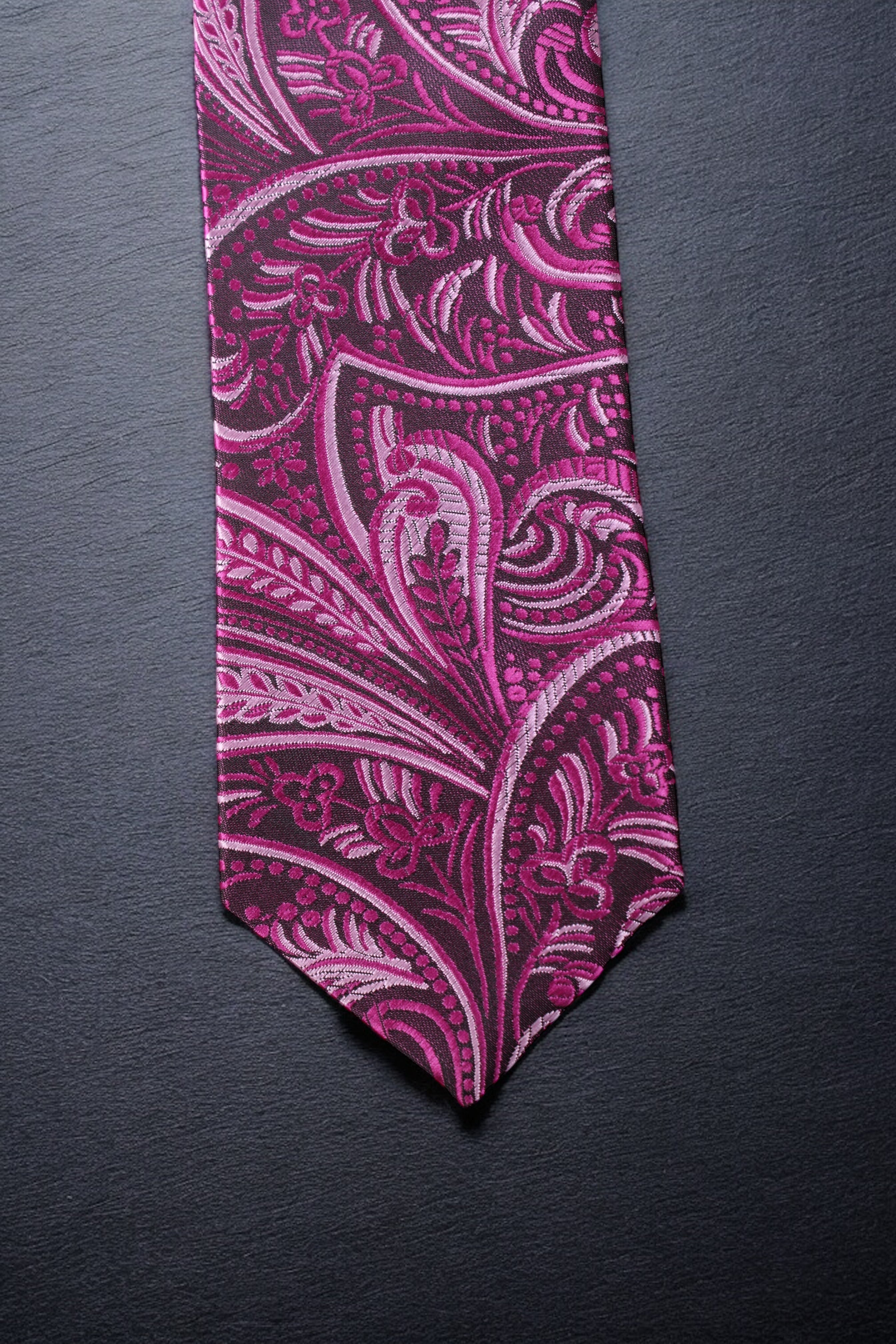 Elegant Deep Magenta Paisley Tie