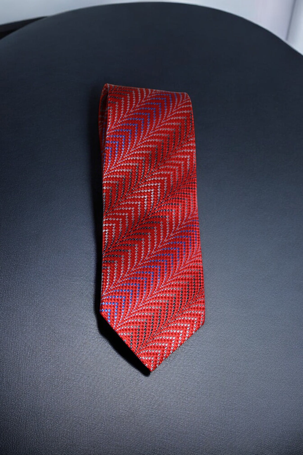 Vibrant Red & Blue Chevron Tie
