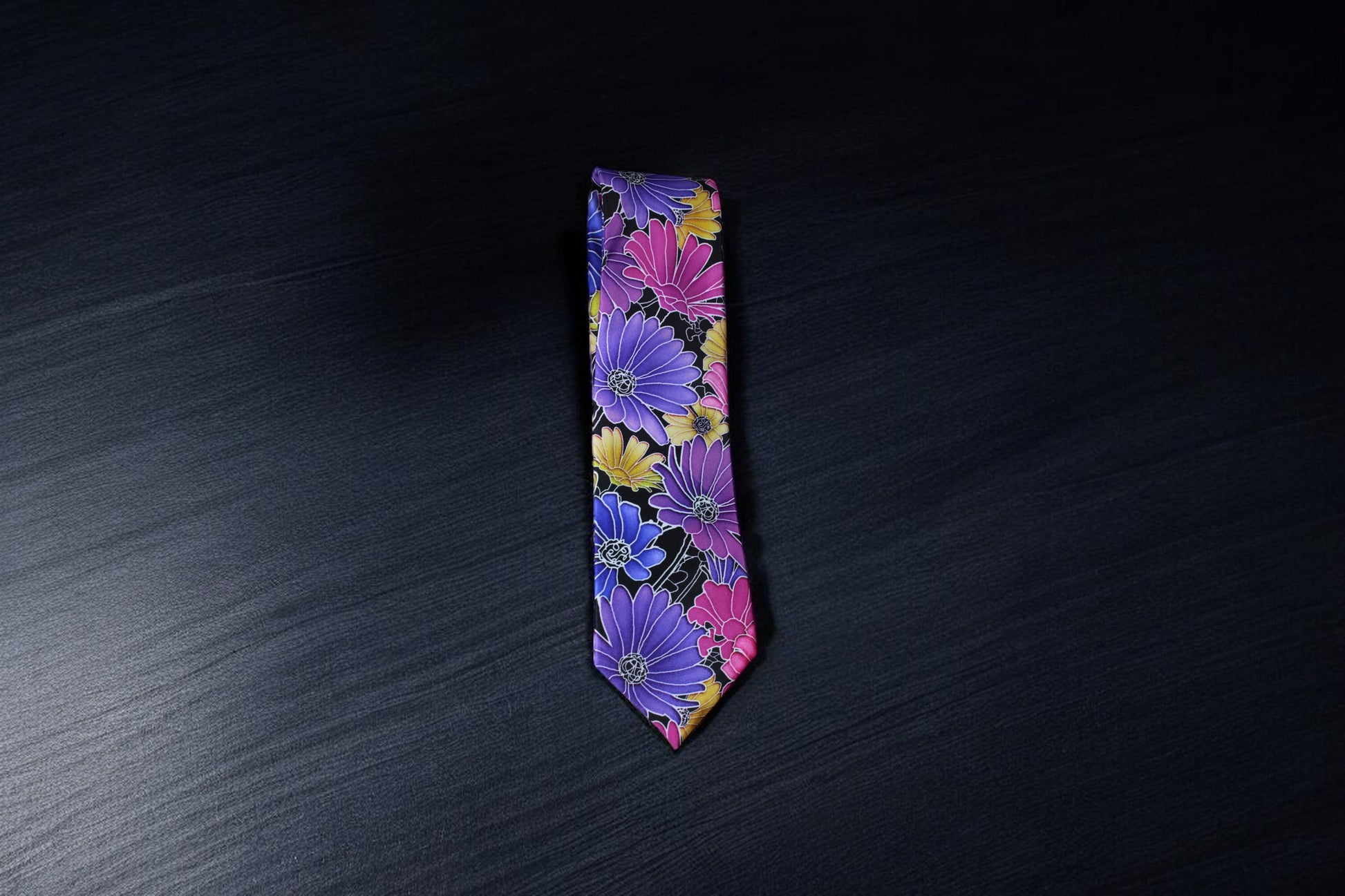 Floral Elegance Multicolor Tie with Pocket Square