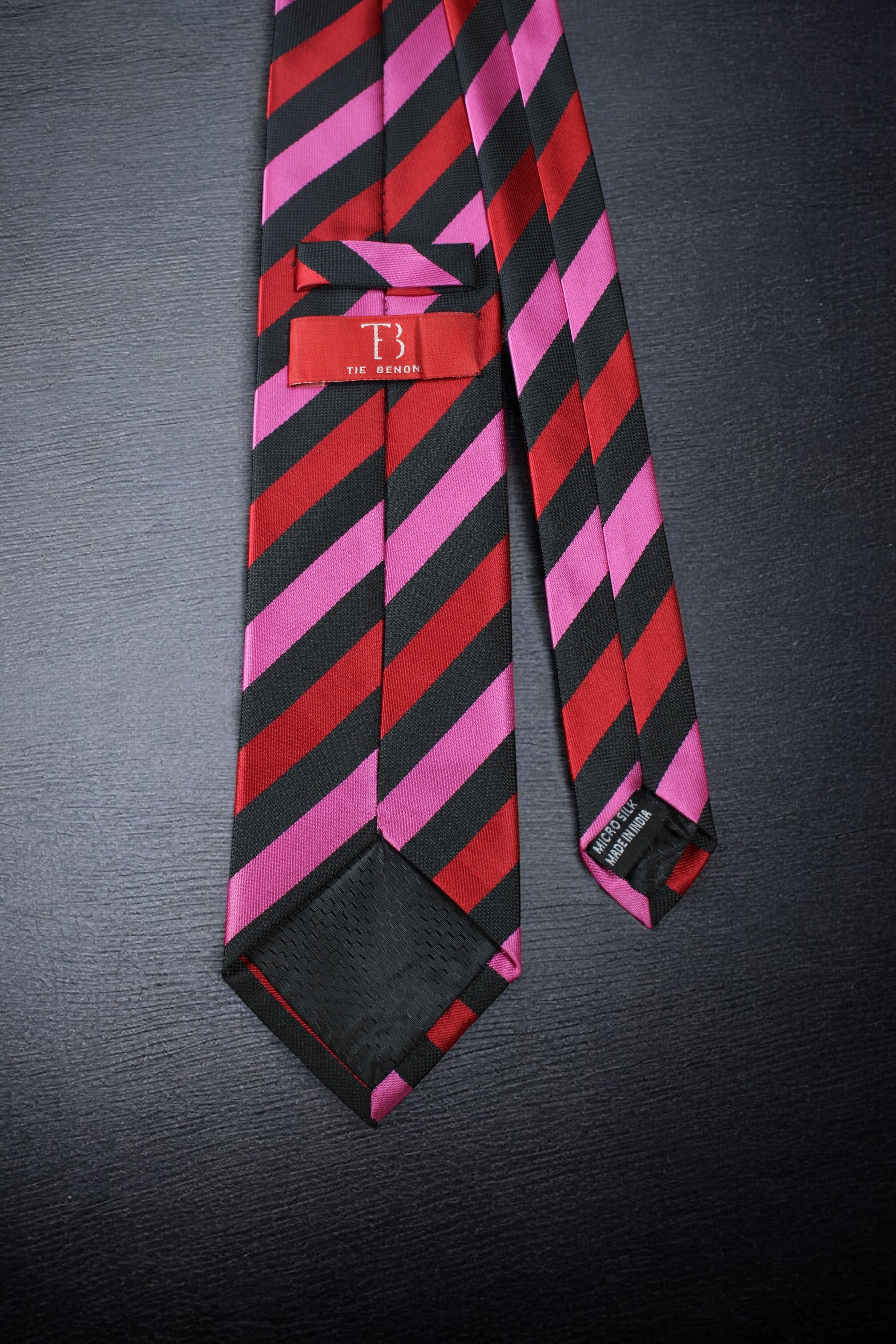 Elegant Red Black Stripes Tie
