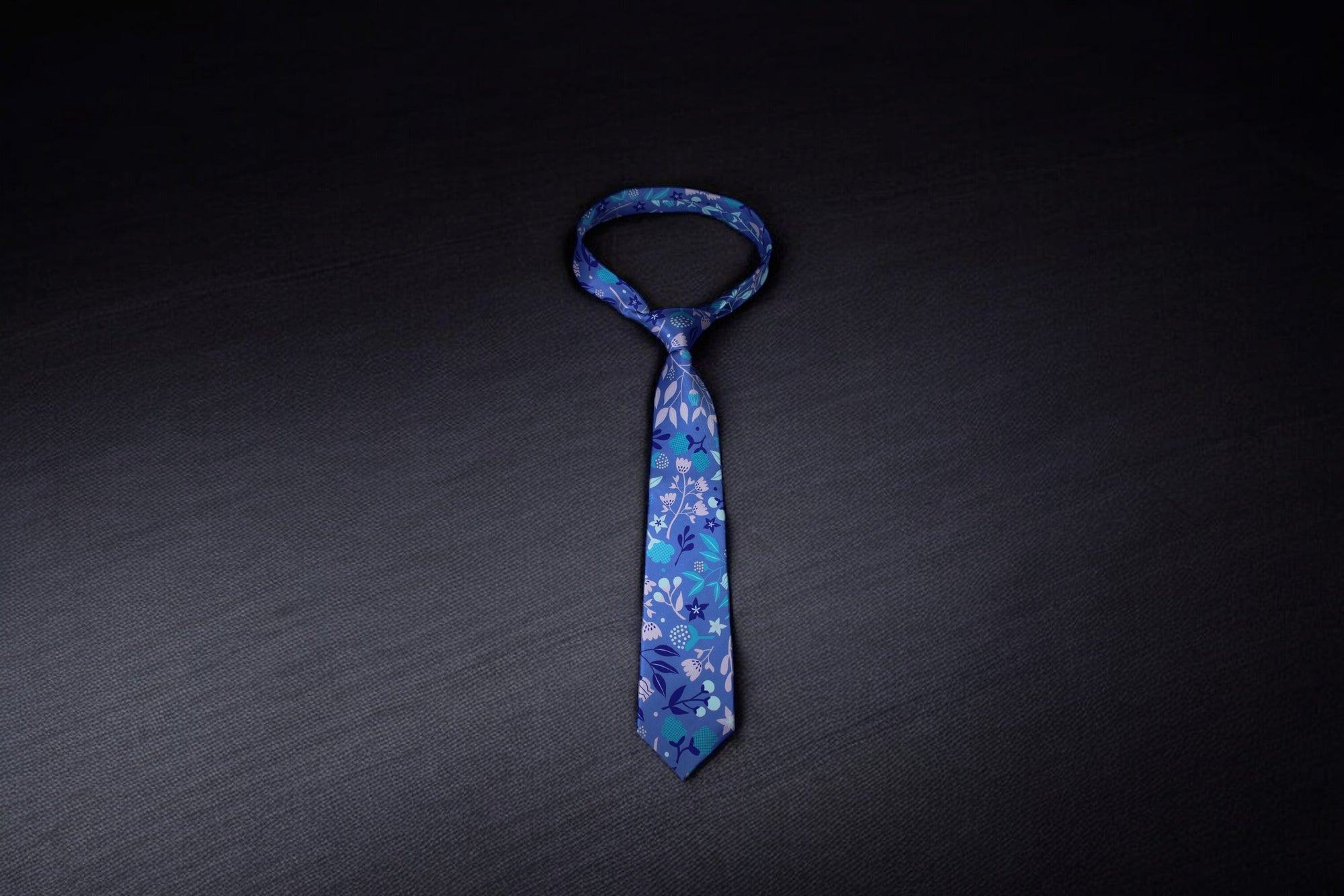 Multicolor Blue Floral Tie with Pocket Square