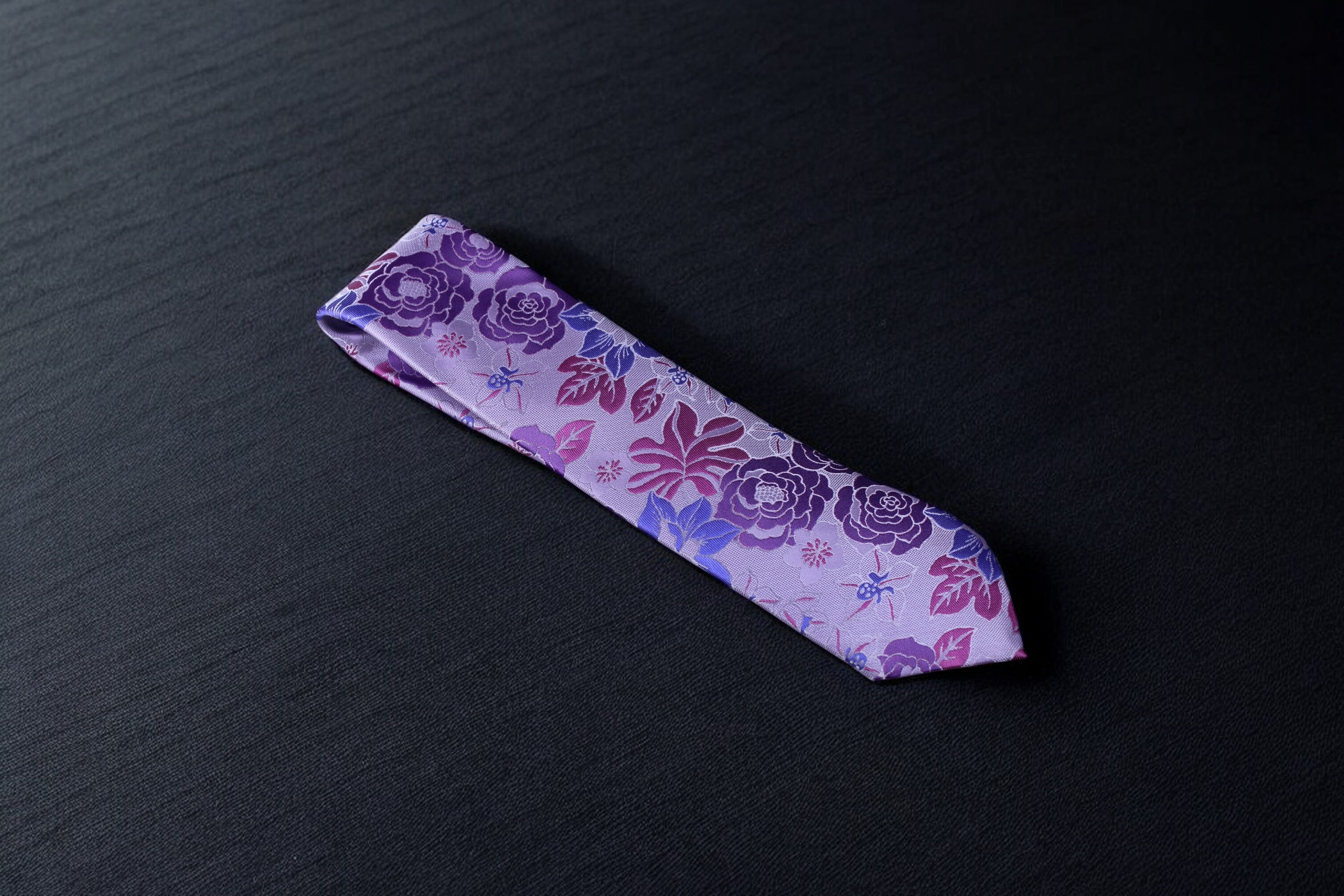 Elegant Pink & Magenta Floral Necktie