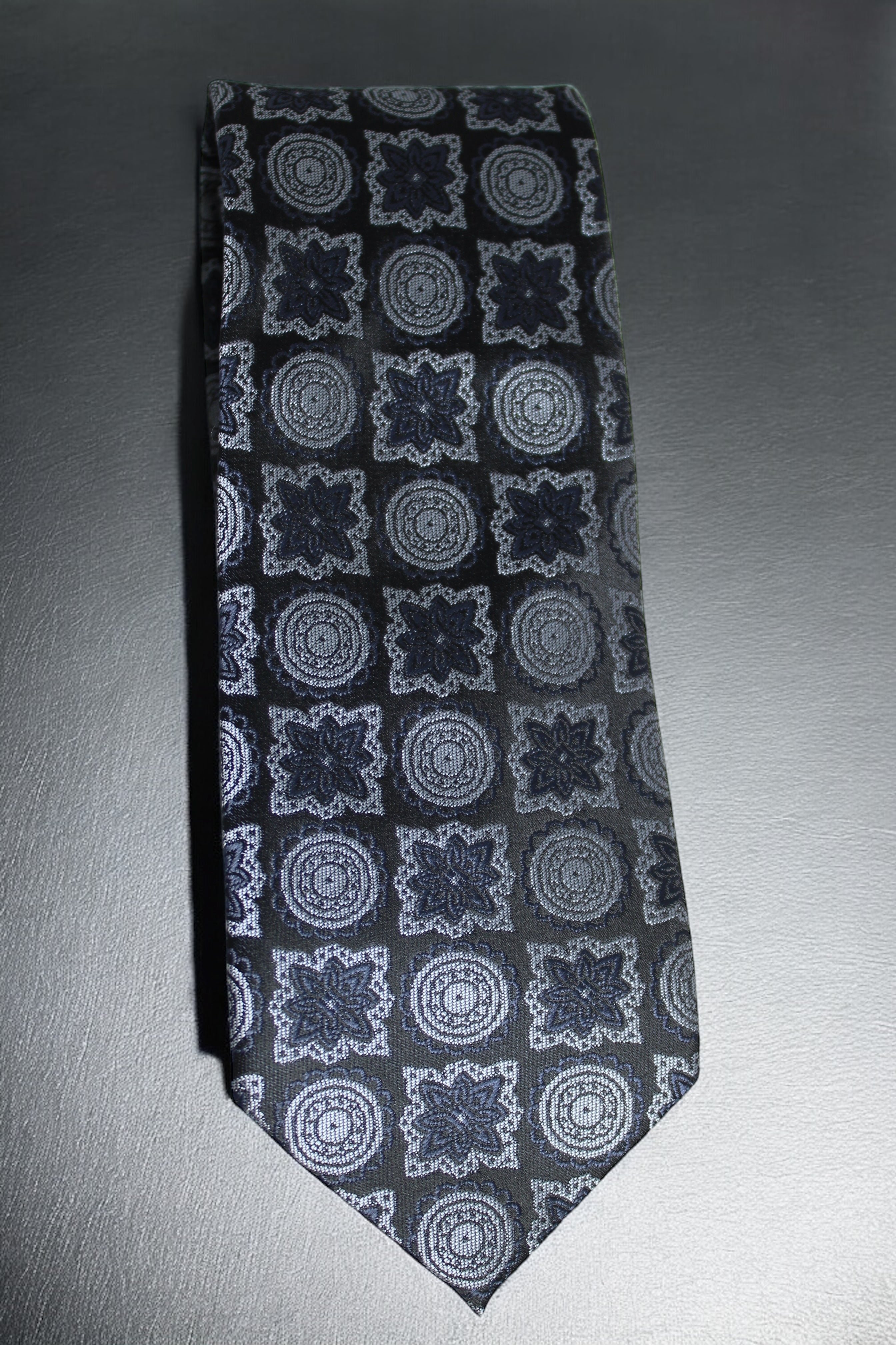 Elegant Black & Silver Patterned Tie