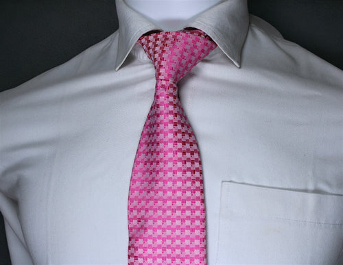 Elegant Pink Checkered Microsilk Tie