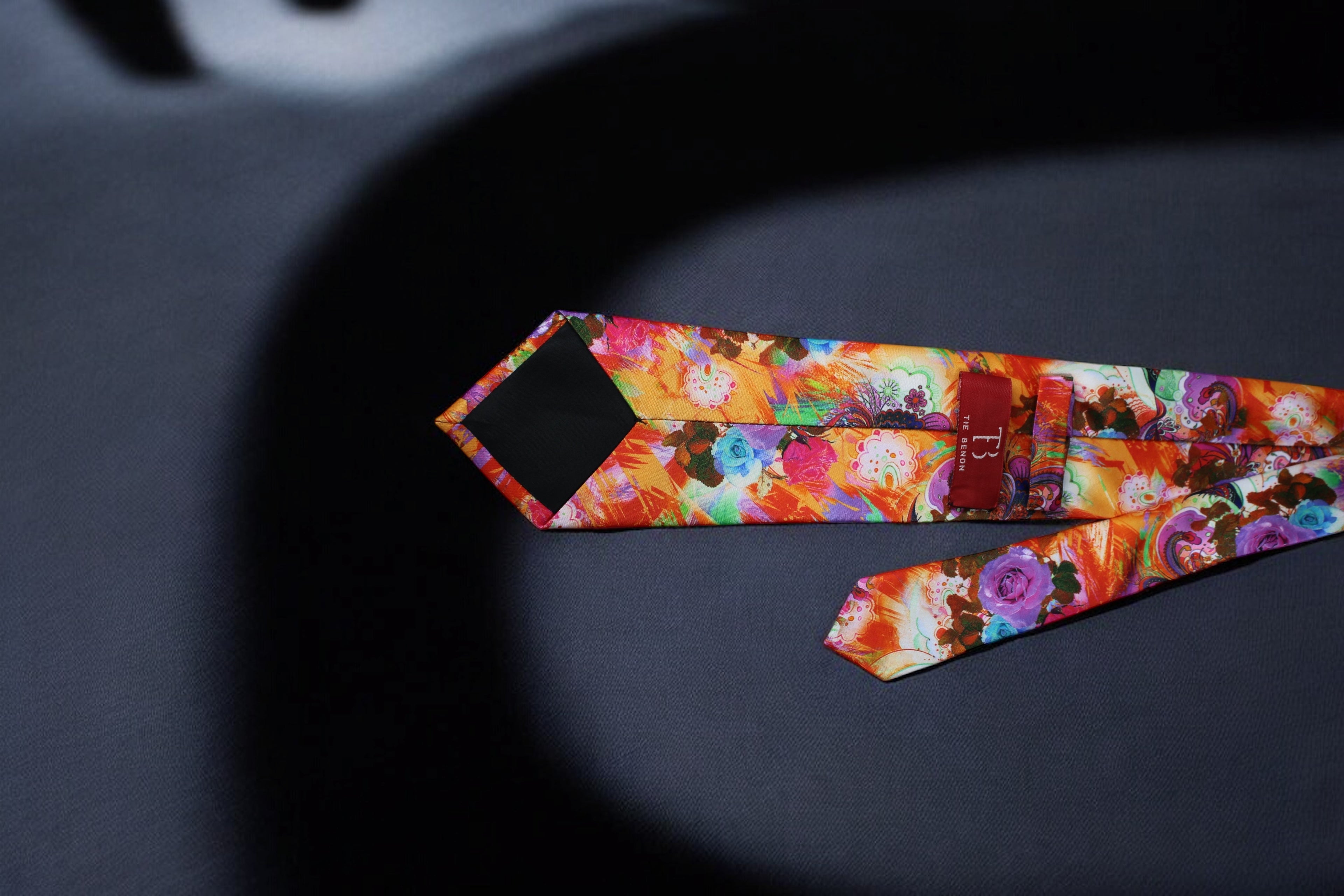 Vibrant Artistic Multicolor Tie with Pocket Square