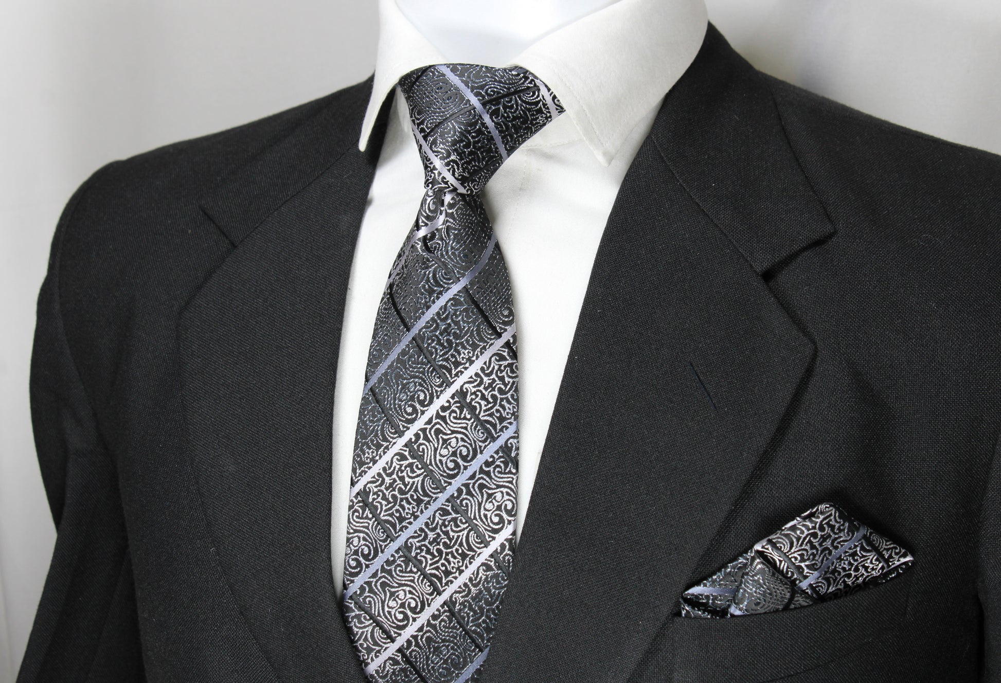 Black & Silver Floral Plaid Tie & Pocket Square