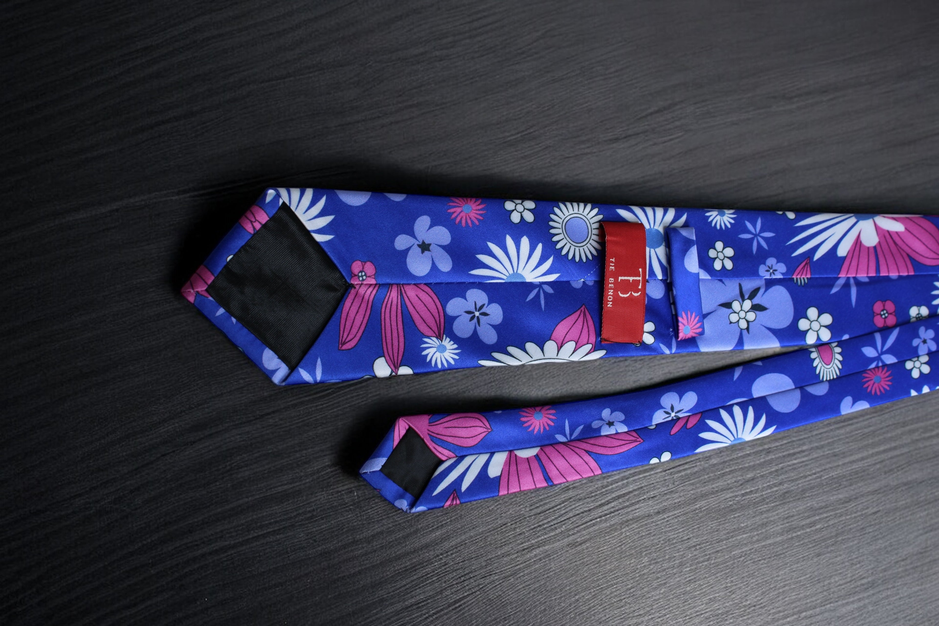 Indigo Bloom Necktie Tie With Pocket Square