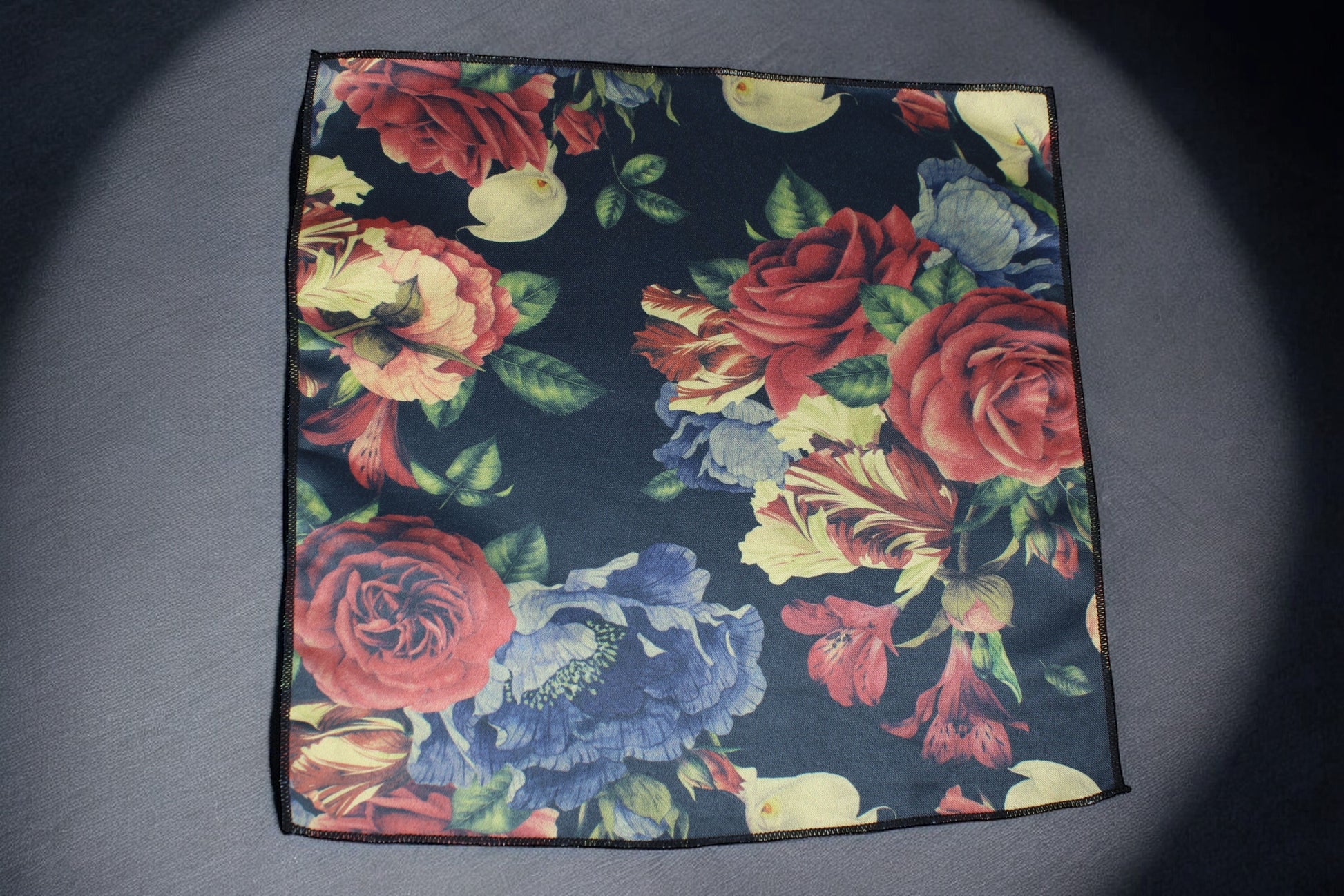 Multicolor  Black Red Floral Tie with Pocket Square
