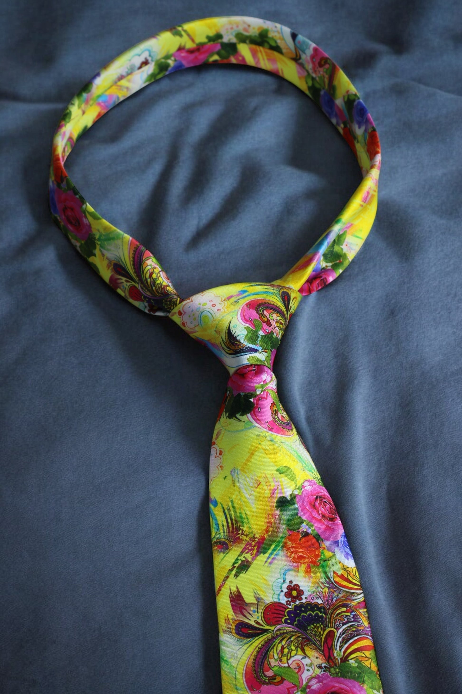 Artistic Yellow Floral Tie With Pocket Square