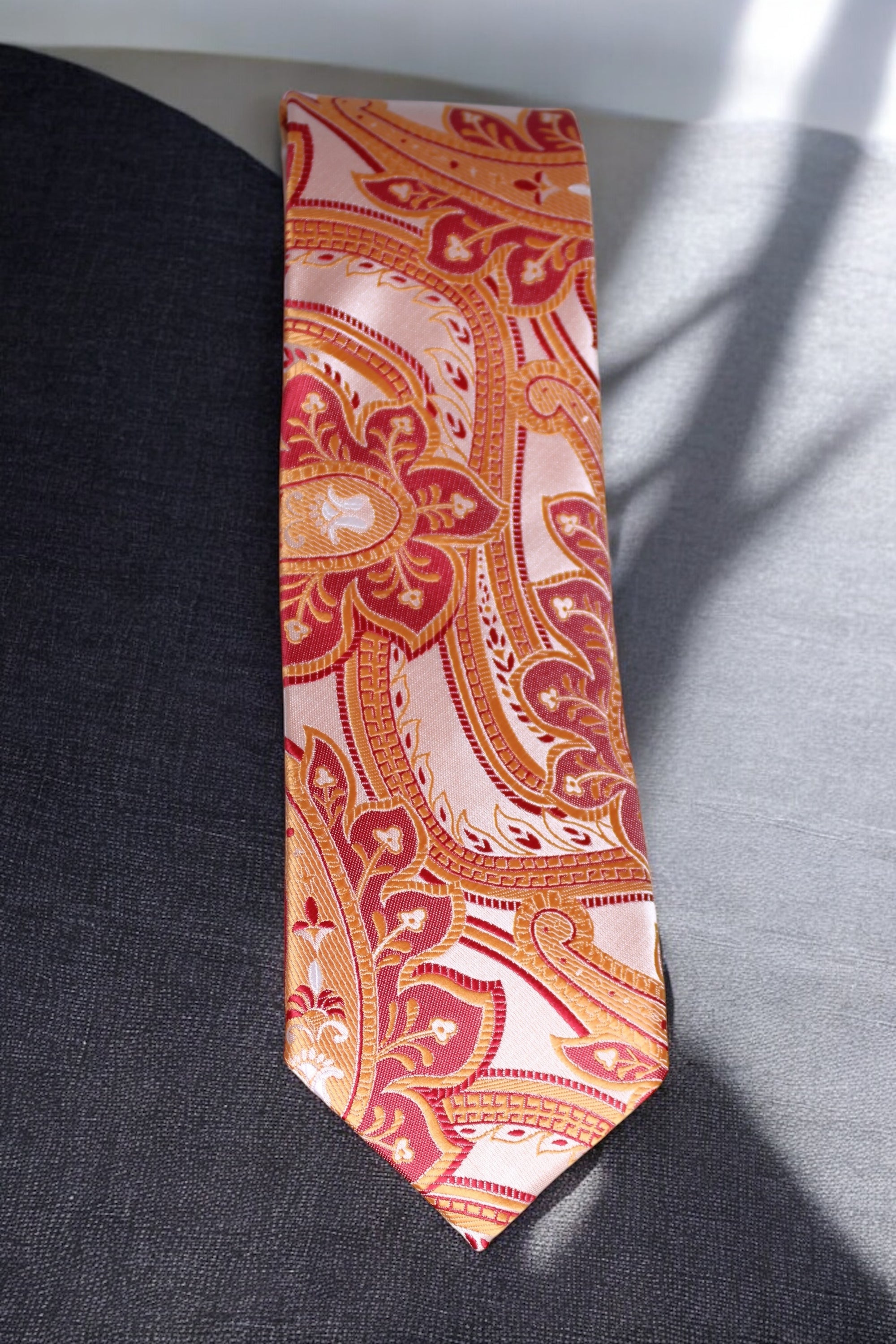 Orange Paisley Tie - Elegant Vintage Swirl Design
