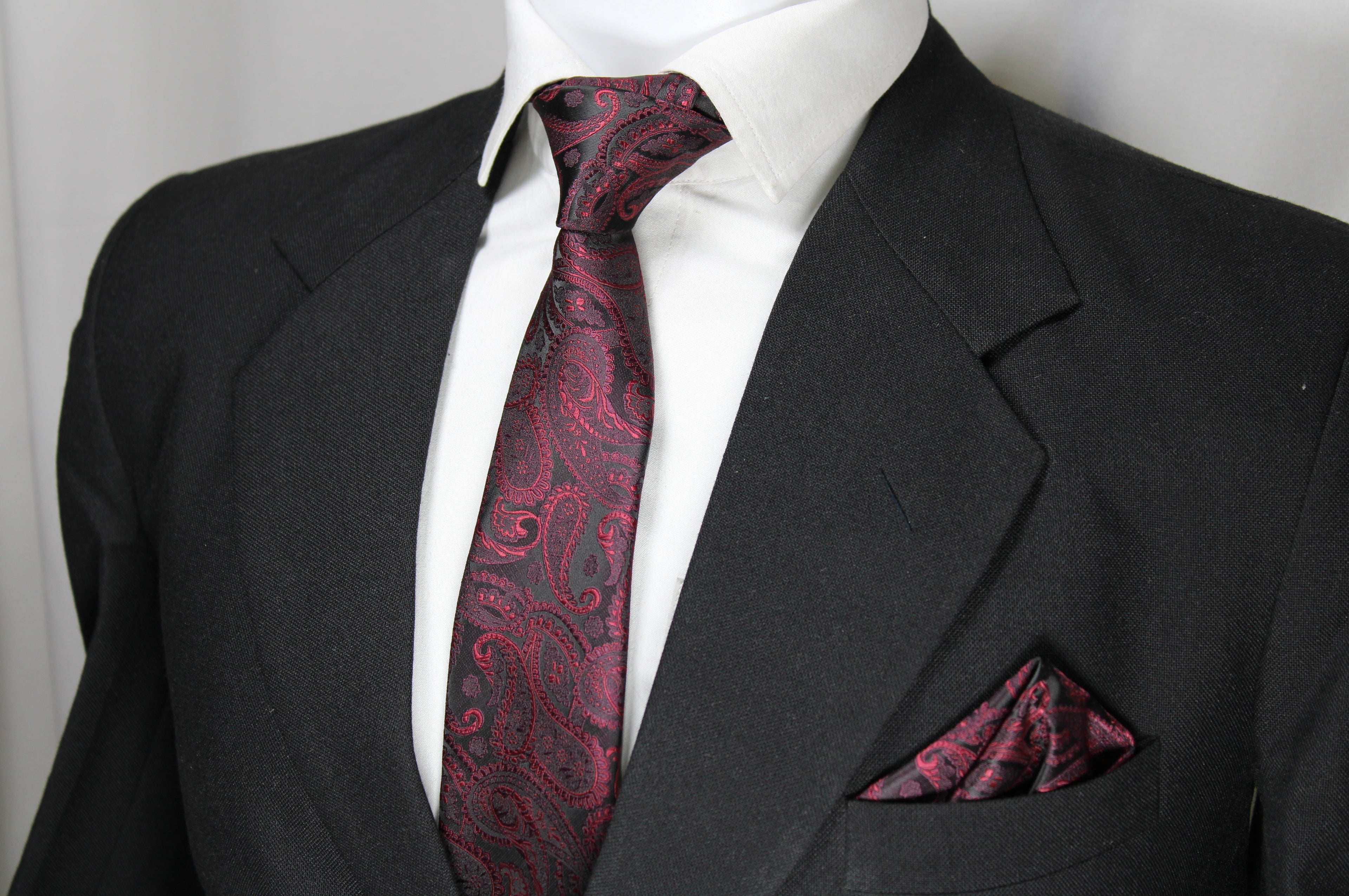 Black & Maroon Paisley Tie & Pocket Square