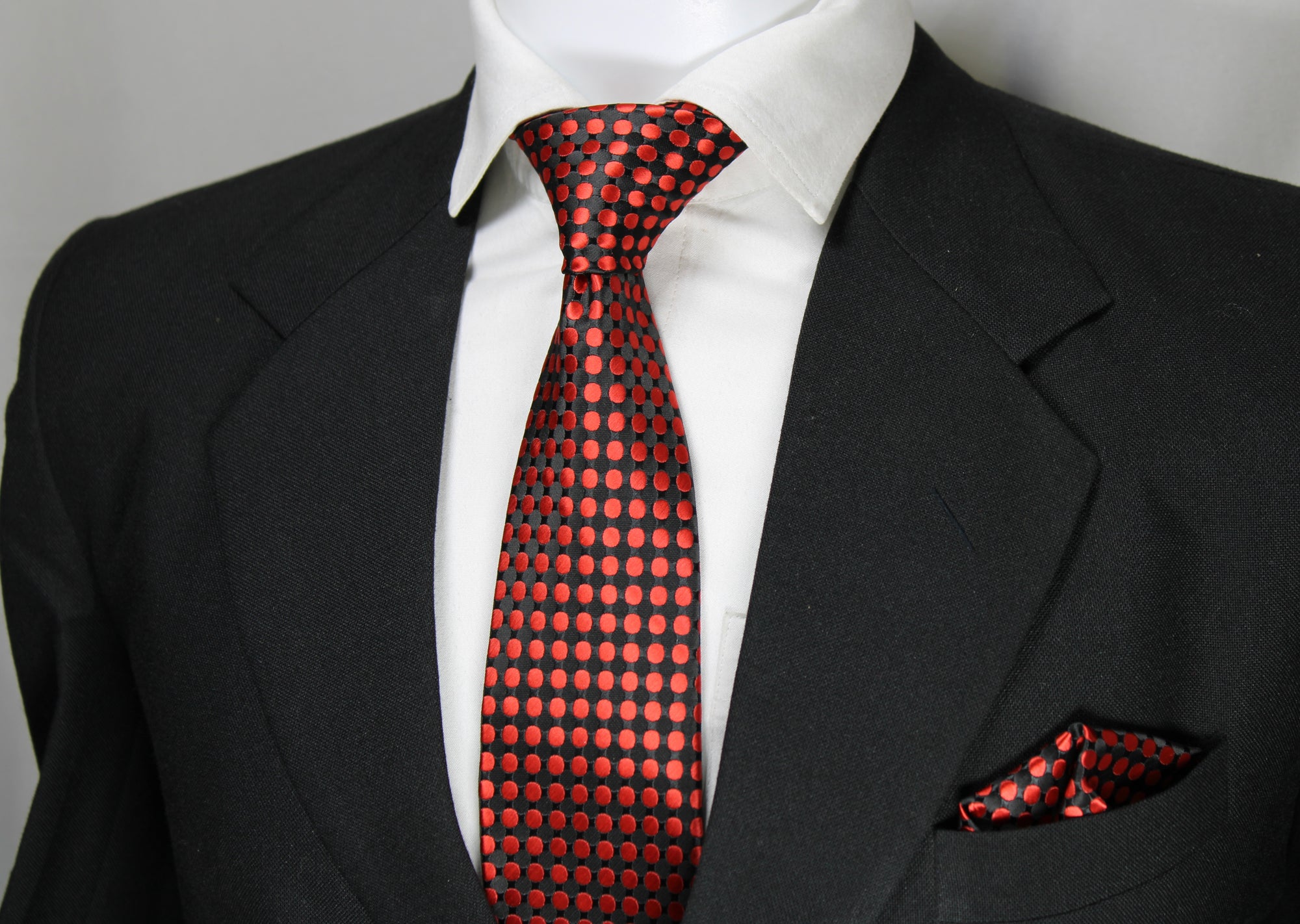 Black & Red Polka Dotted Tie & Pocket Square