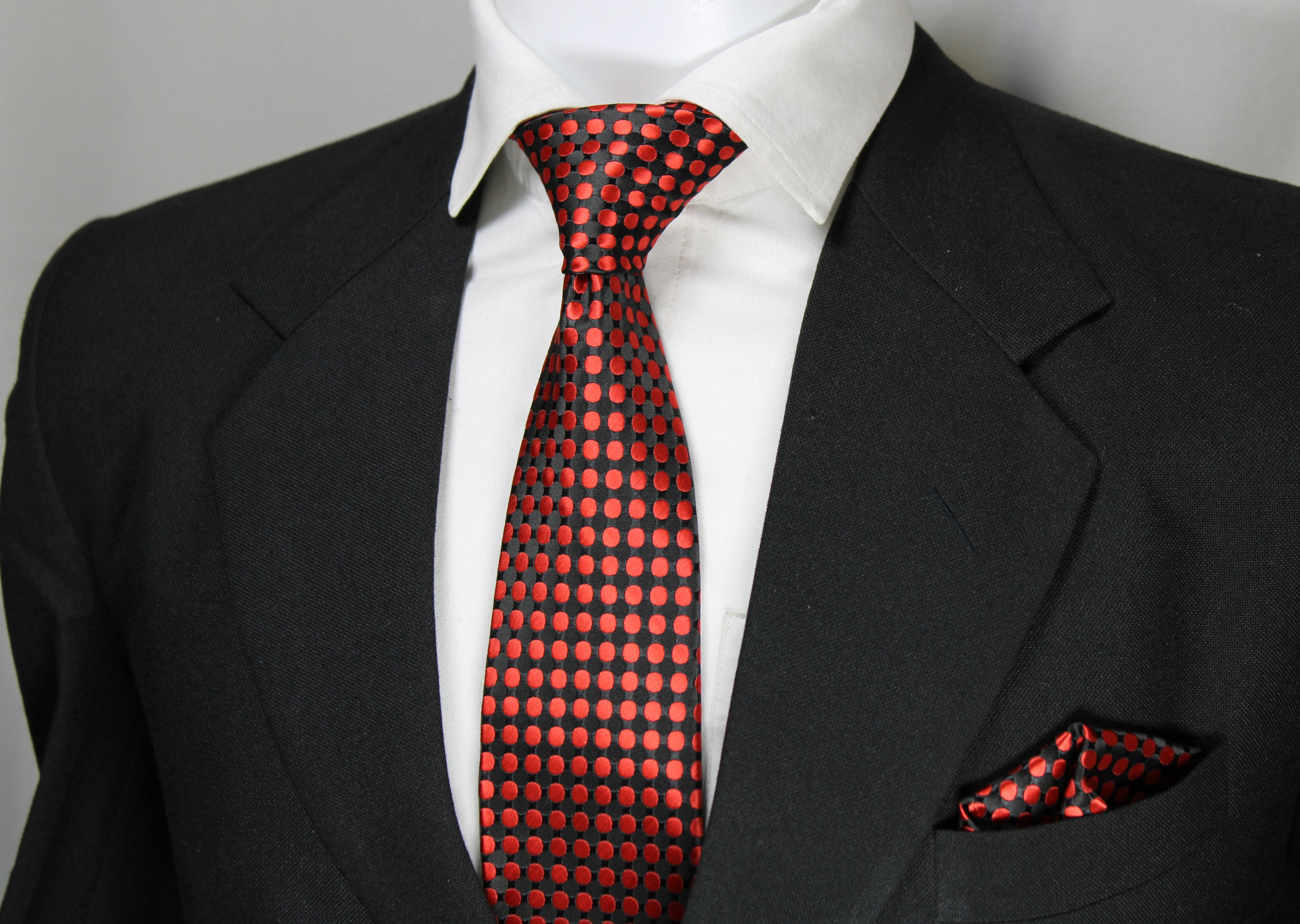 Black & Red Polka Dotted Tie & Pocket Square