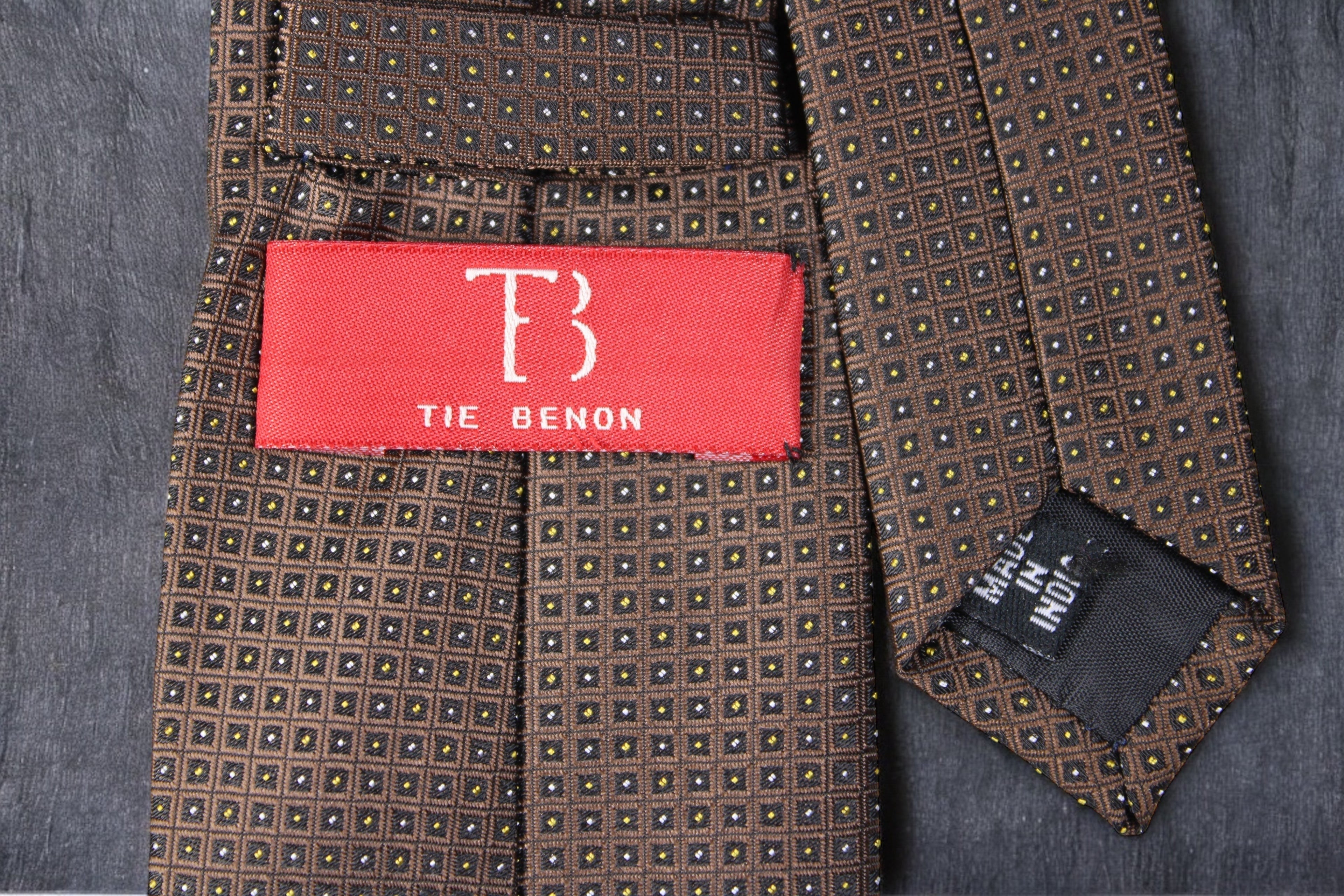 Brown Geometric Tie & Pocket Square