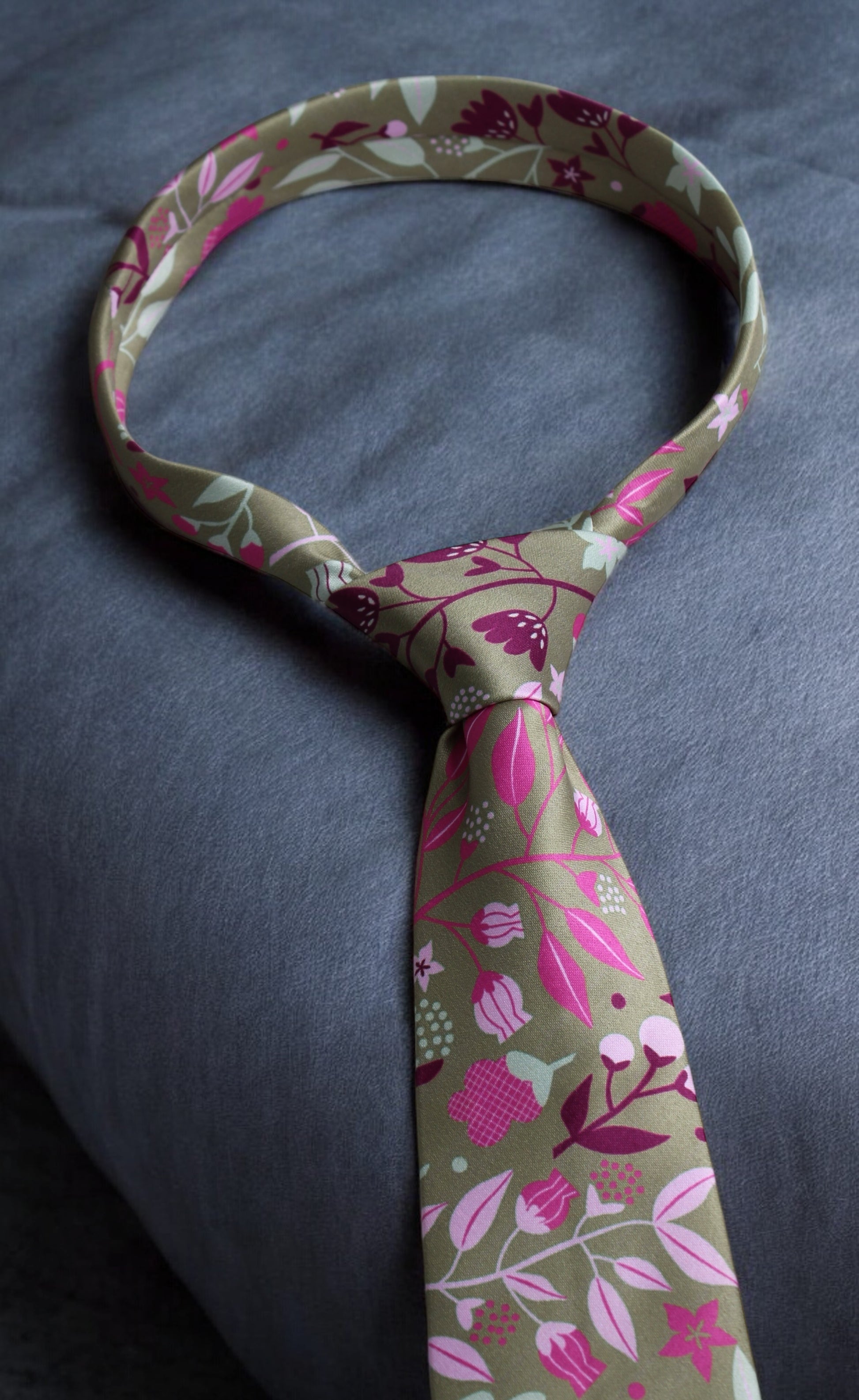 Brown & Pink Floral Tie With Pocket Square