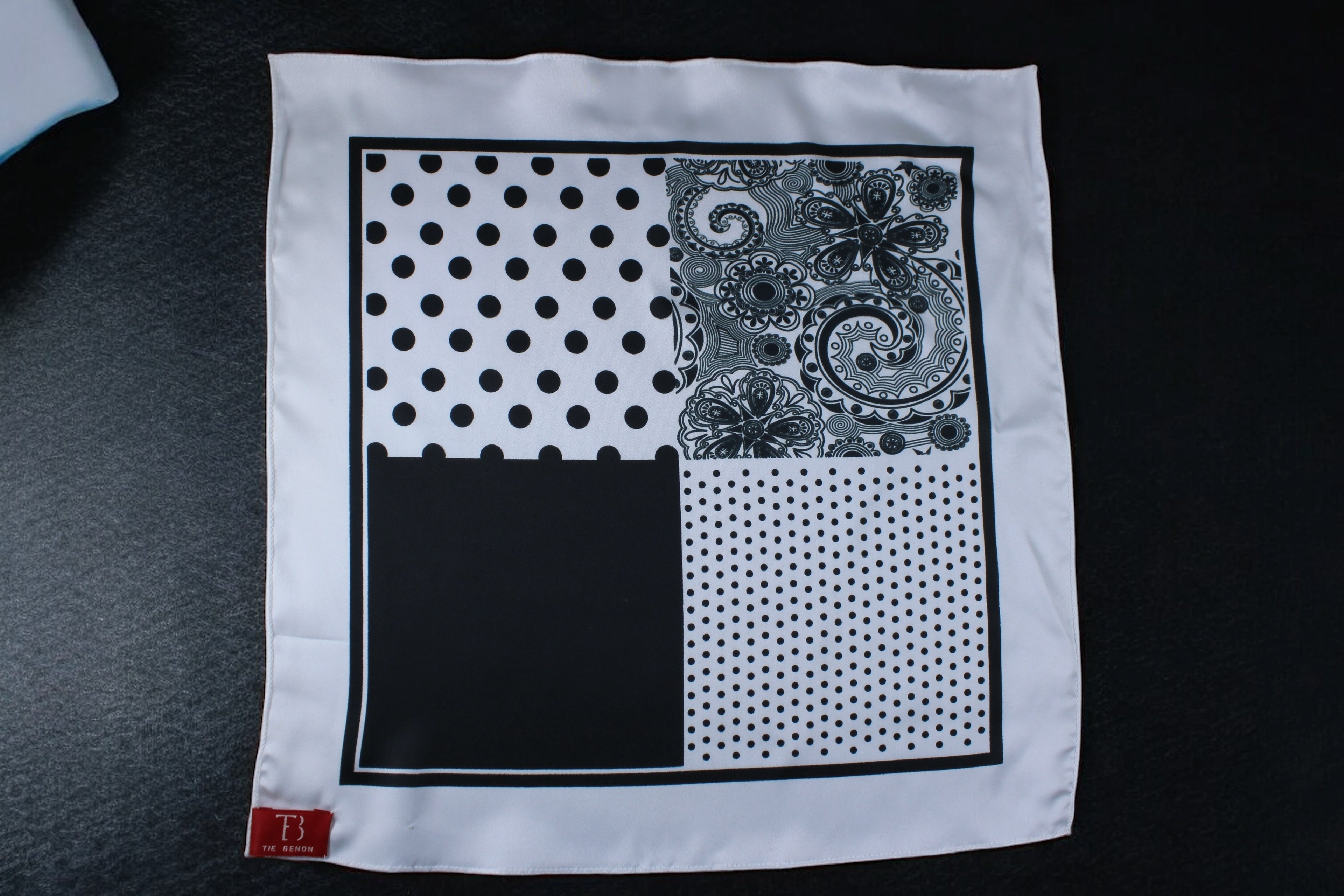 Multi Pattern Print Black n White Pocket Square