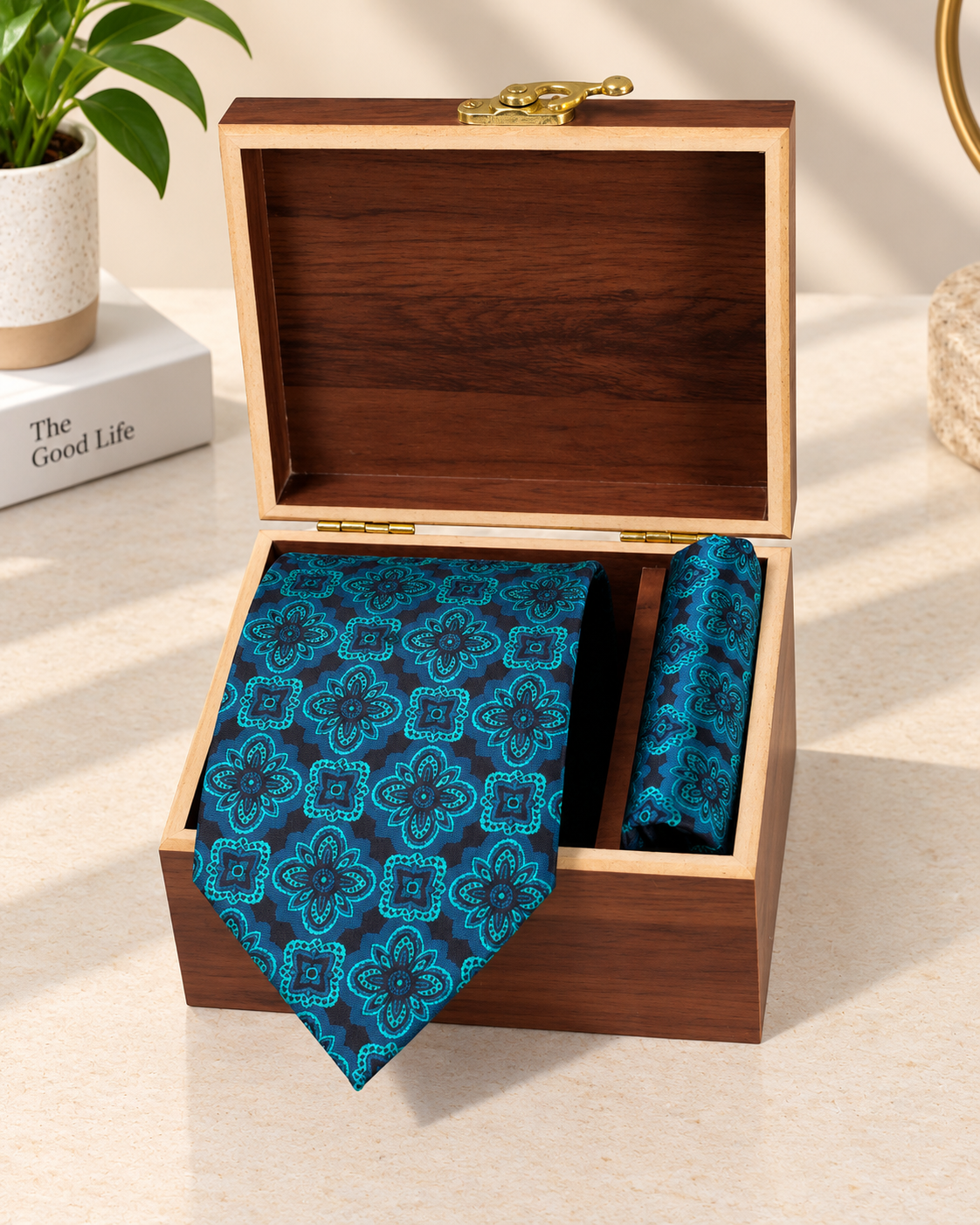 Teal & Navy Medallion Microsilk Tie & Pocket Square Set