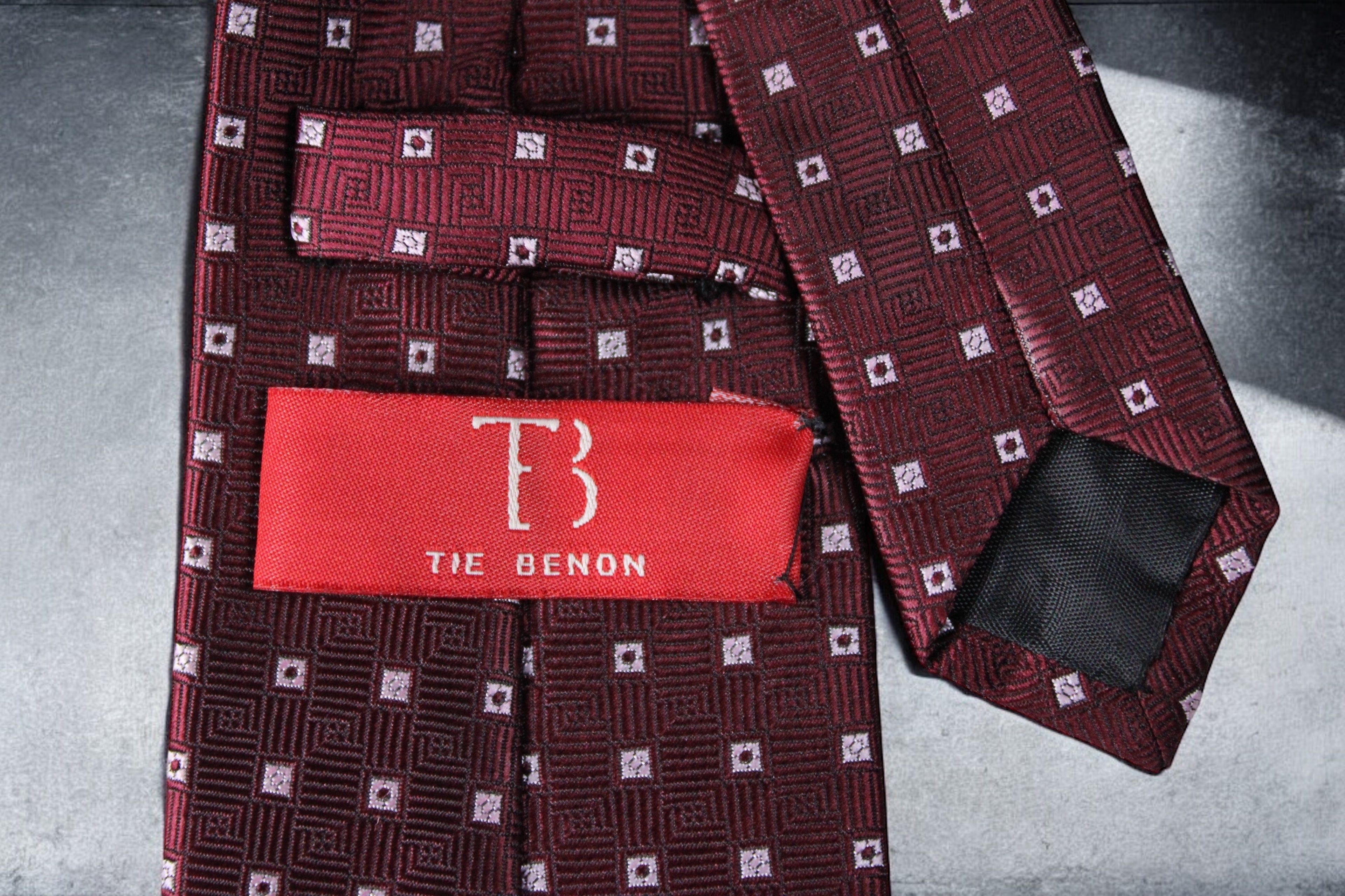 Classic Maroon Geometric Tie & Pocket Square