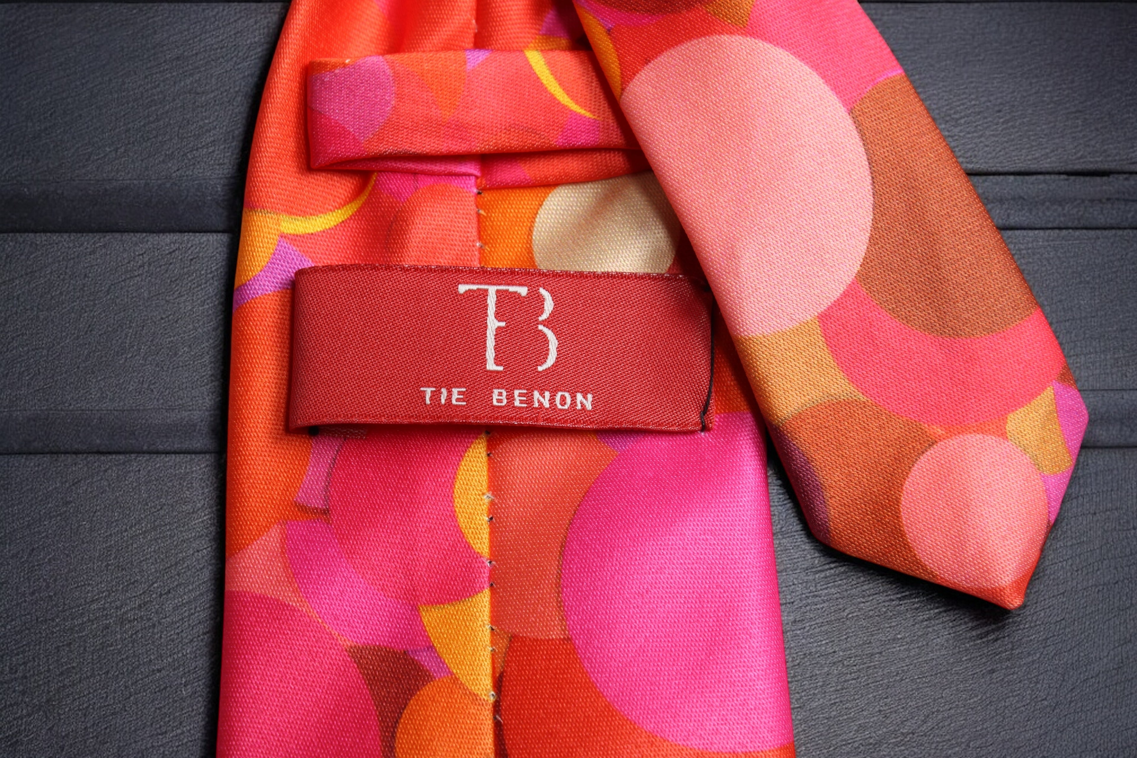 Vibrant Red and Pink Tie With Pocket Square