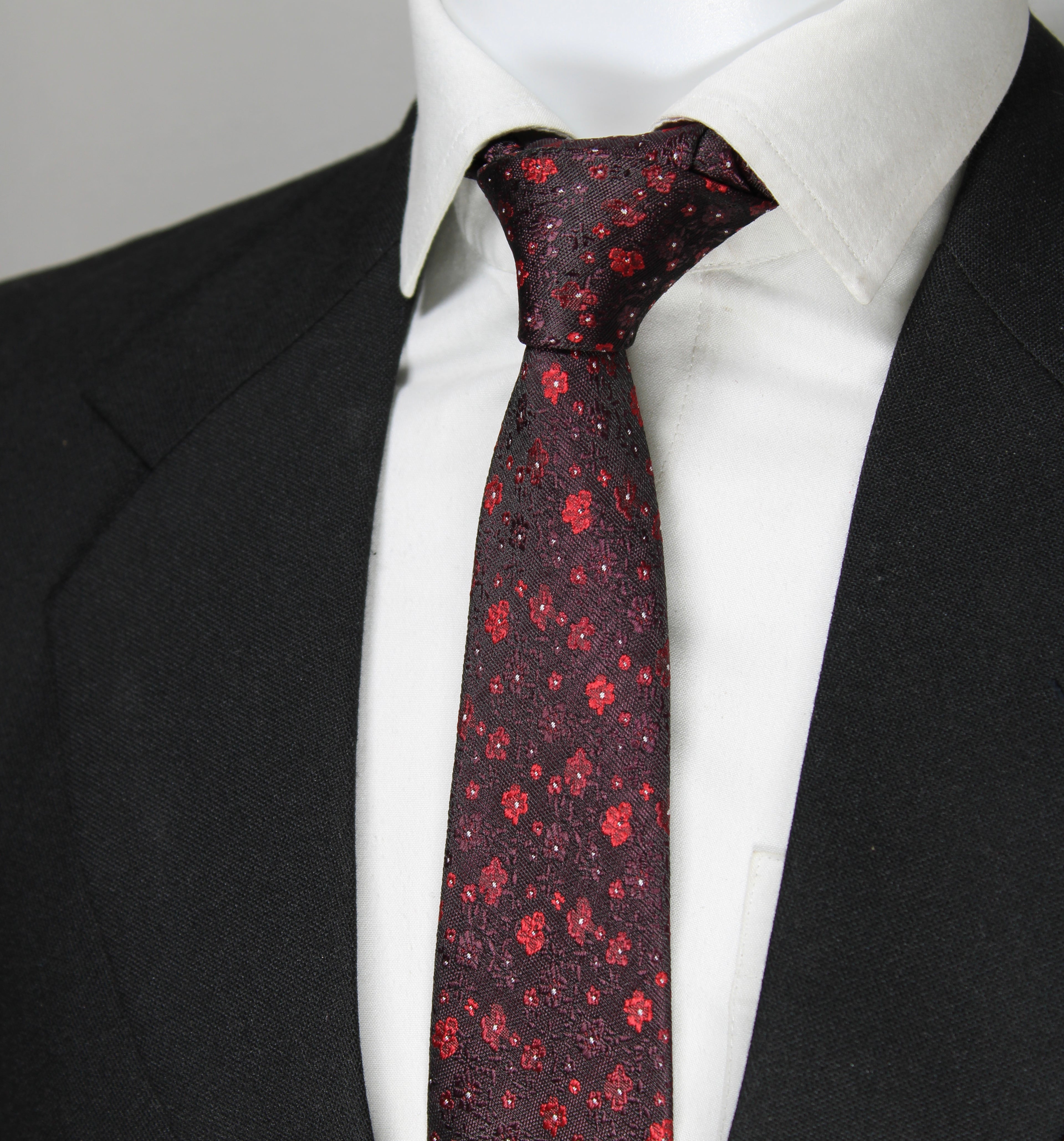 Elegant Burgundy & Red  Tie & Pocket Square