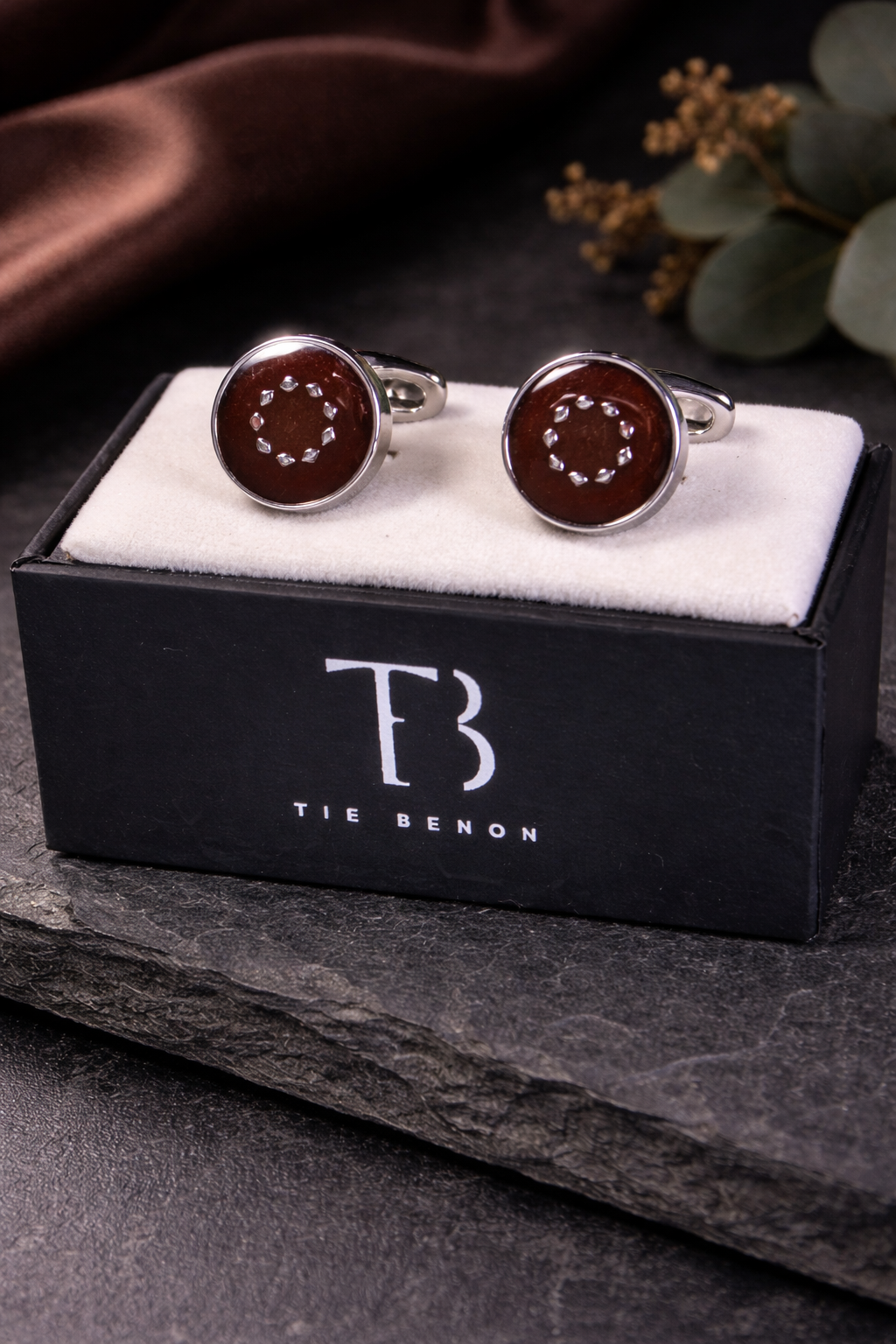 Luxury Brown Stone Alloy Cufflinks for Men