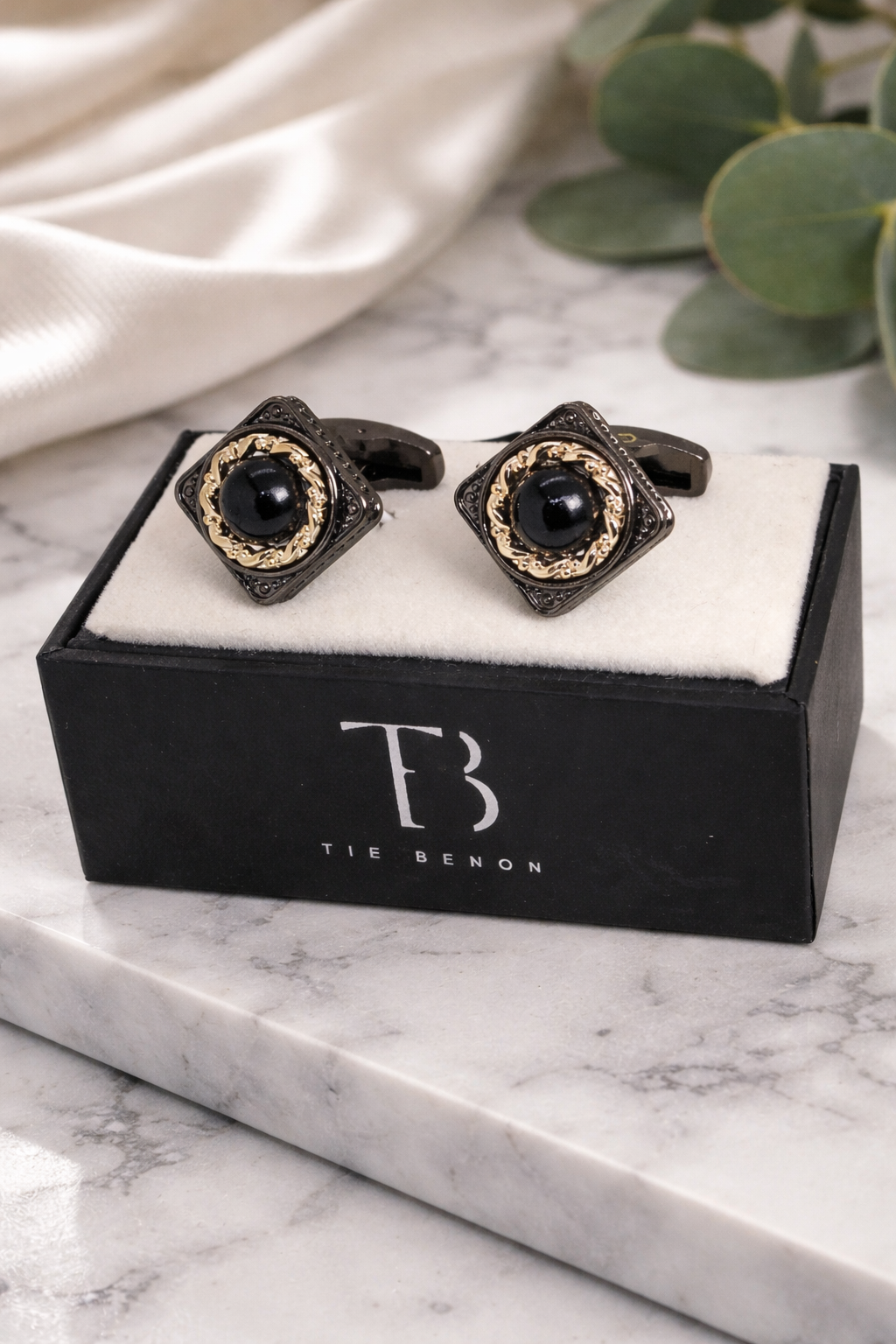 Luxury Black & Gold Onyx Style Cufflinks for Men