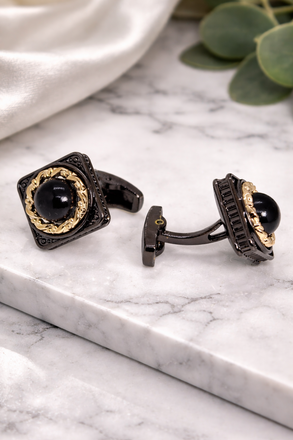 Luxury Black & Gold Onyx Style Cufflinks for Men