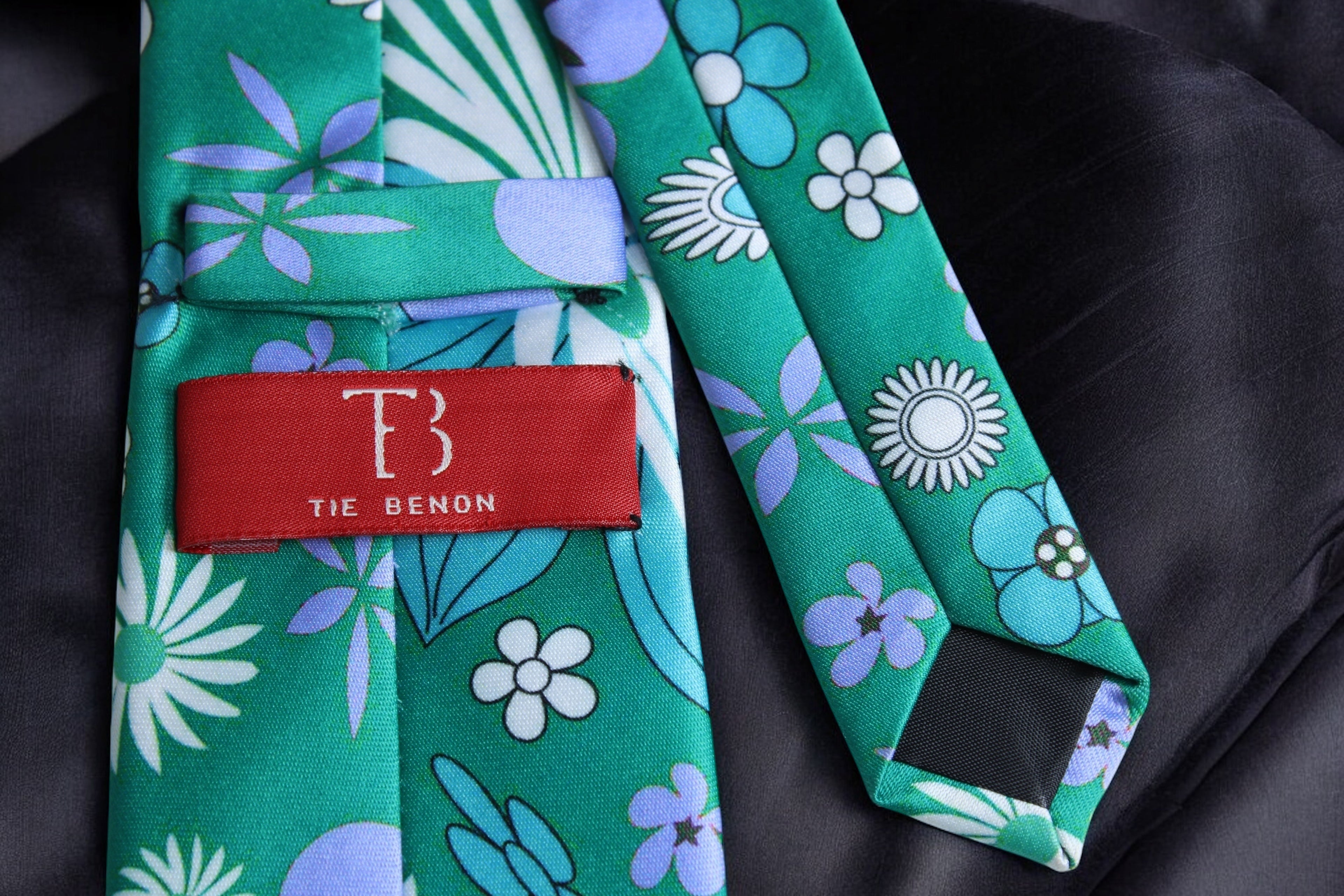 Emerald Garden Floral Tie With Pocket Square