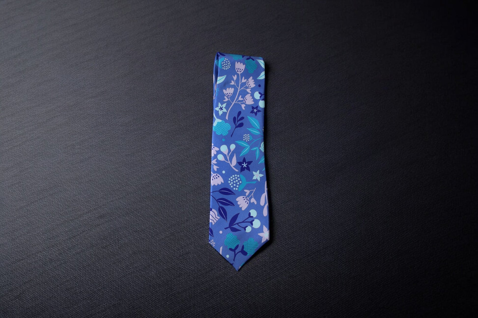 Multicolor Blue Floral Tie with Pocket Square
