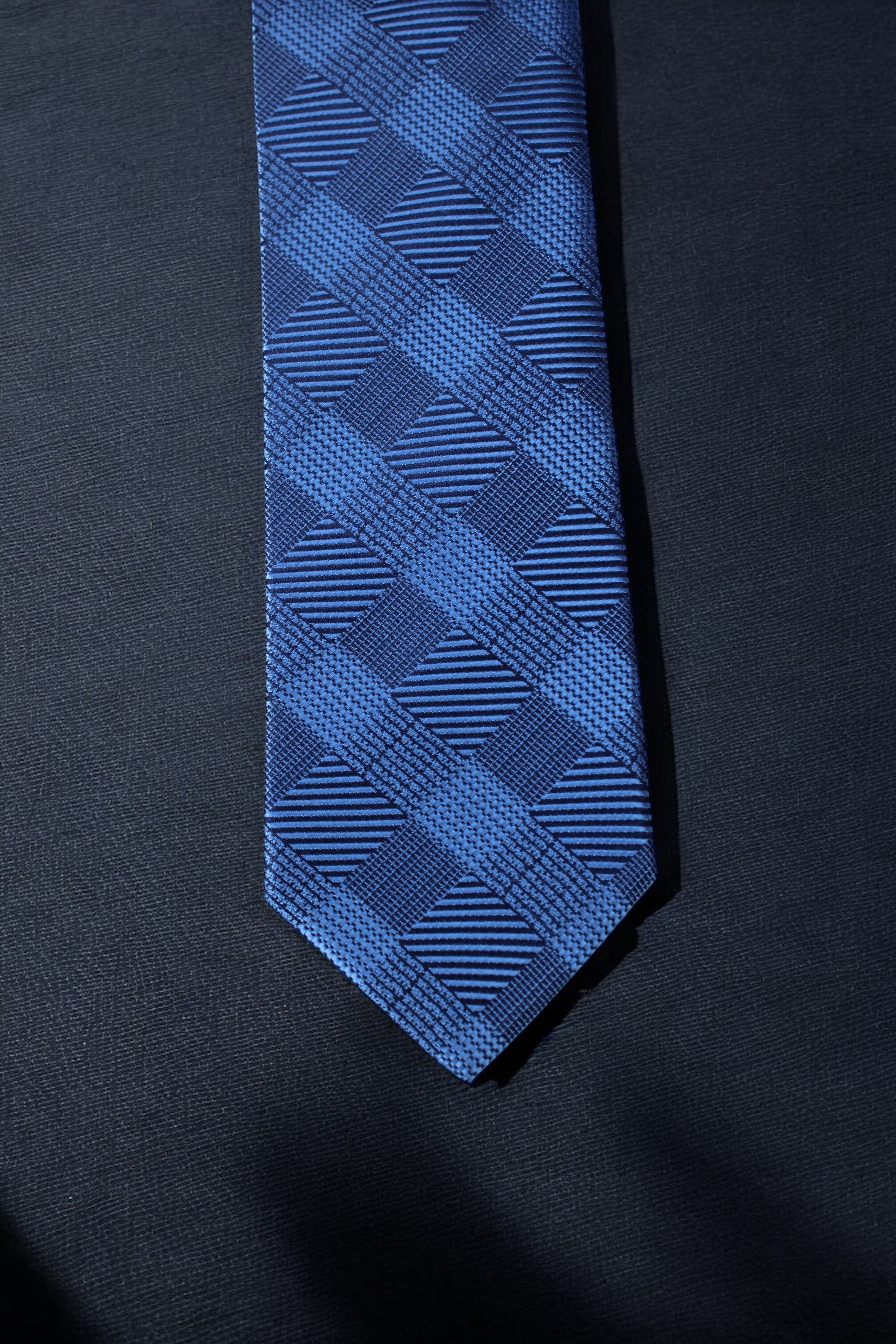 Geometric Self Blue Plaid Tie