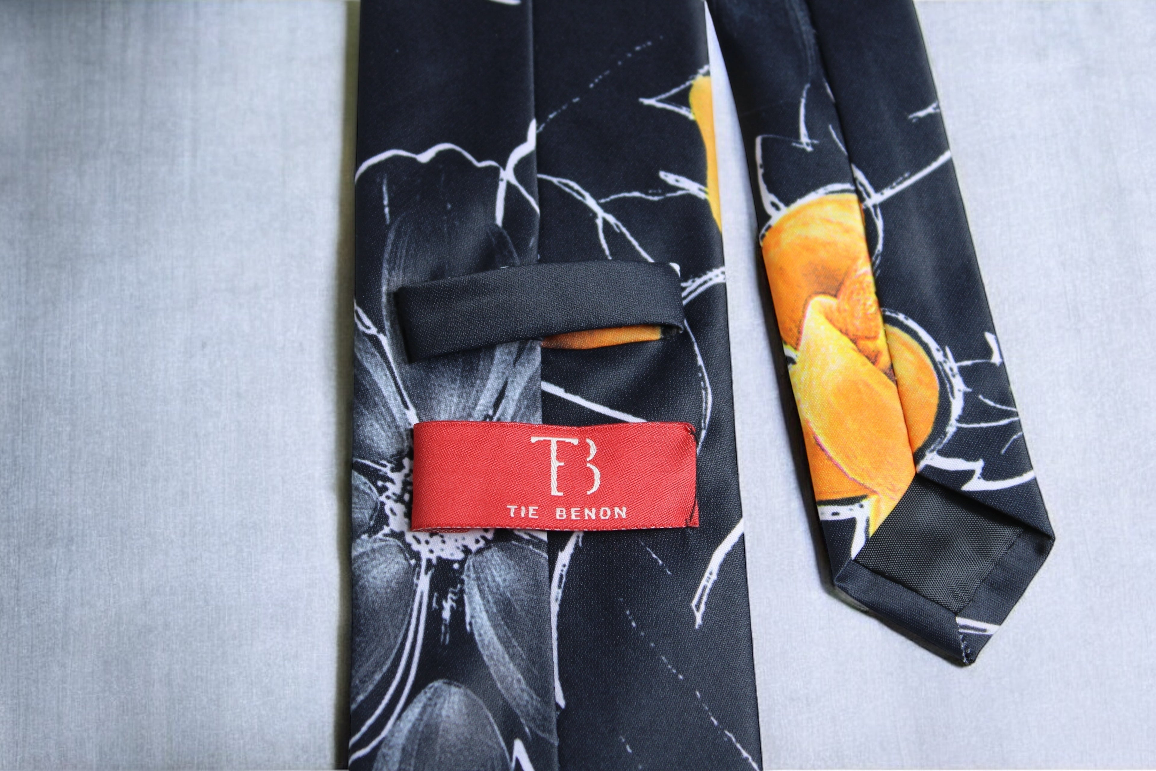 Black and Yellow Artistic Floral Tie With Pocket Square