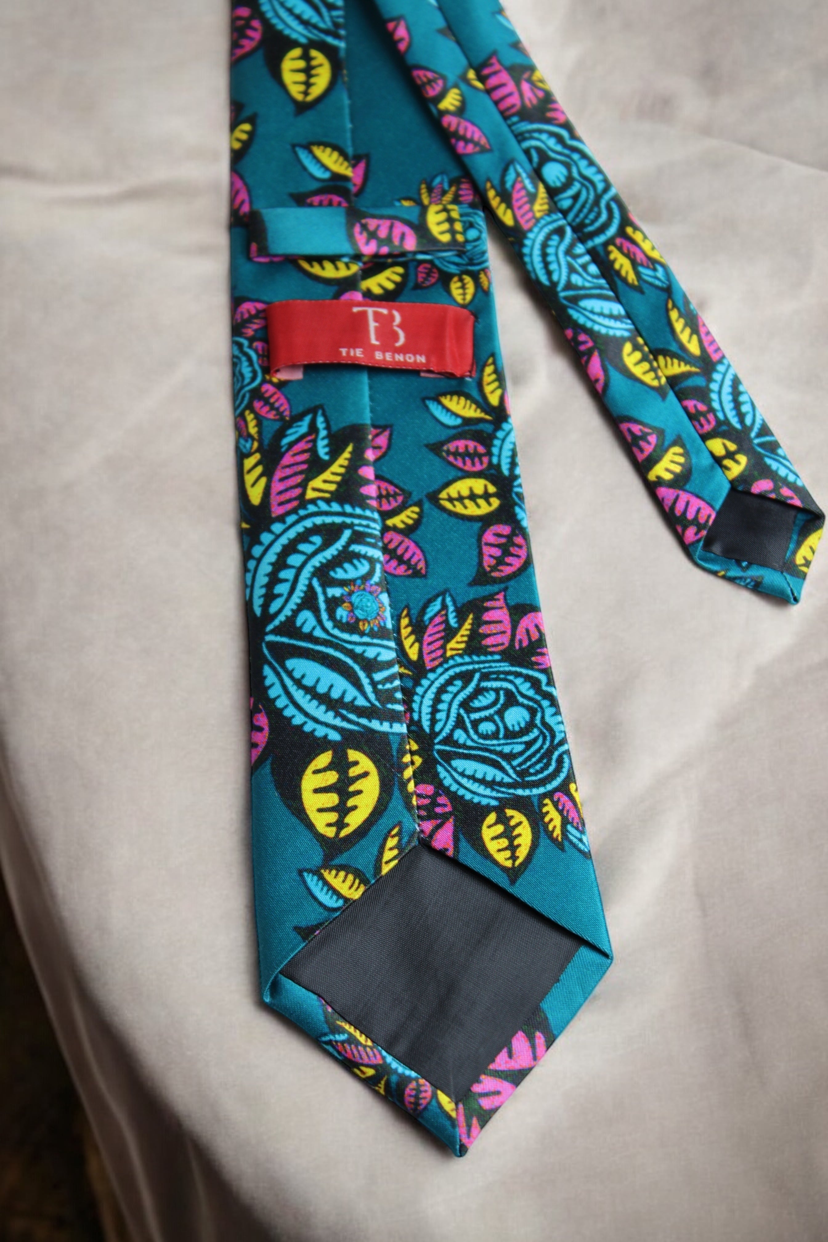 Florentine Tie With Pocket Square