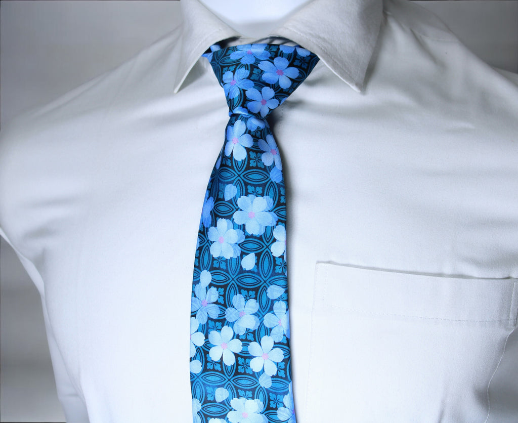 Icy Blue Tie With Pocket Square