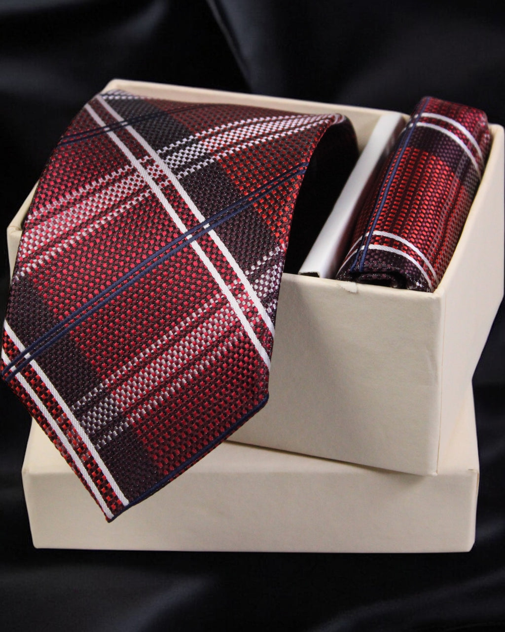 Plaid tie and pocket square set in a box on a dark background Tie Benon