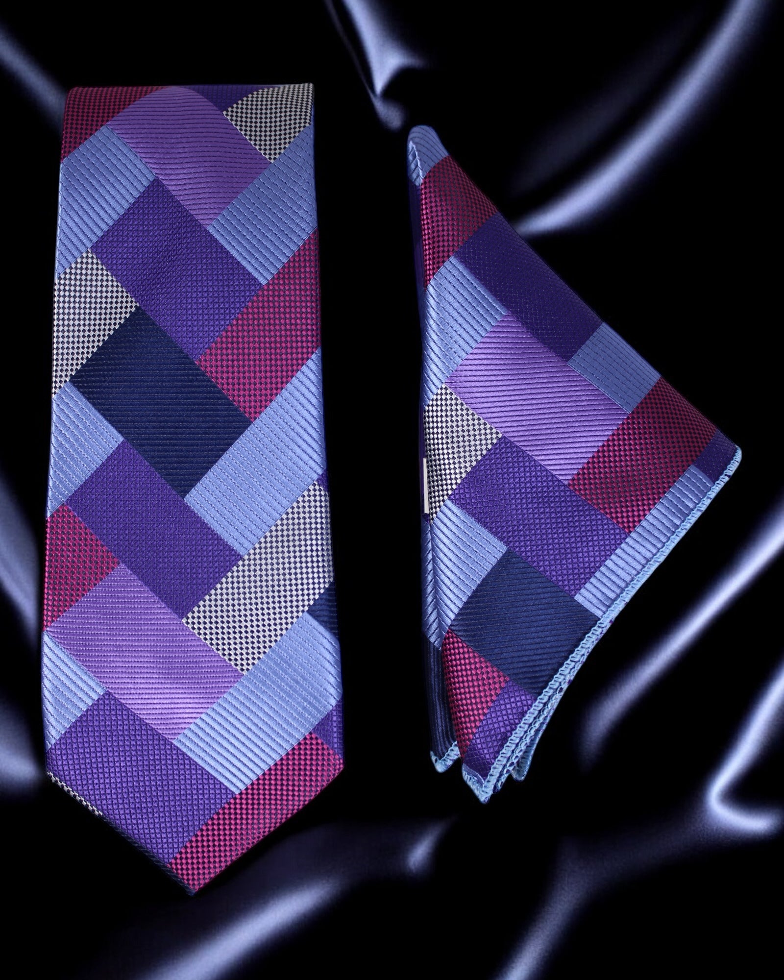 Plaid tie and pocket square set on a dark background Tie Benon