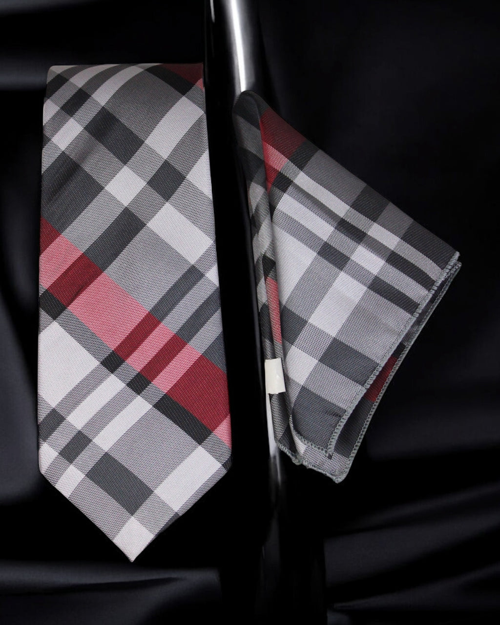 Plaid tie and pocket square set on a black background Tie Benon