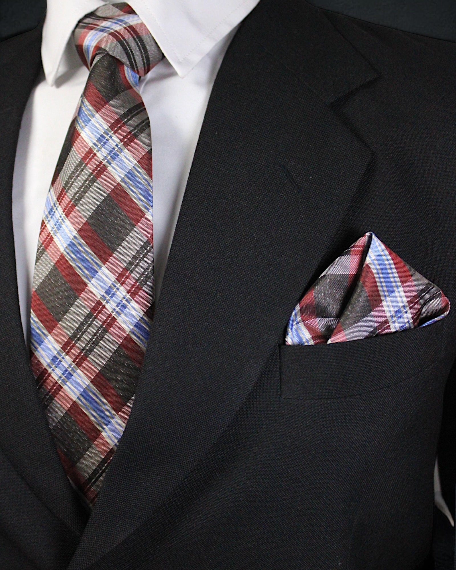 Black suit with plaid tie and pocket square Tie Benon