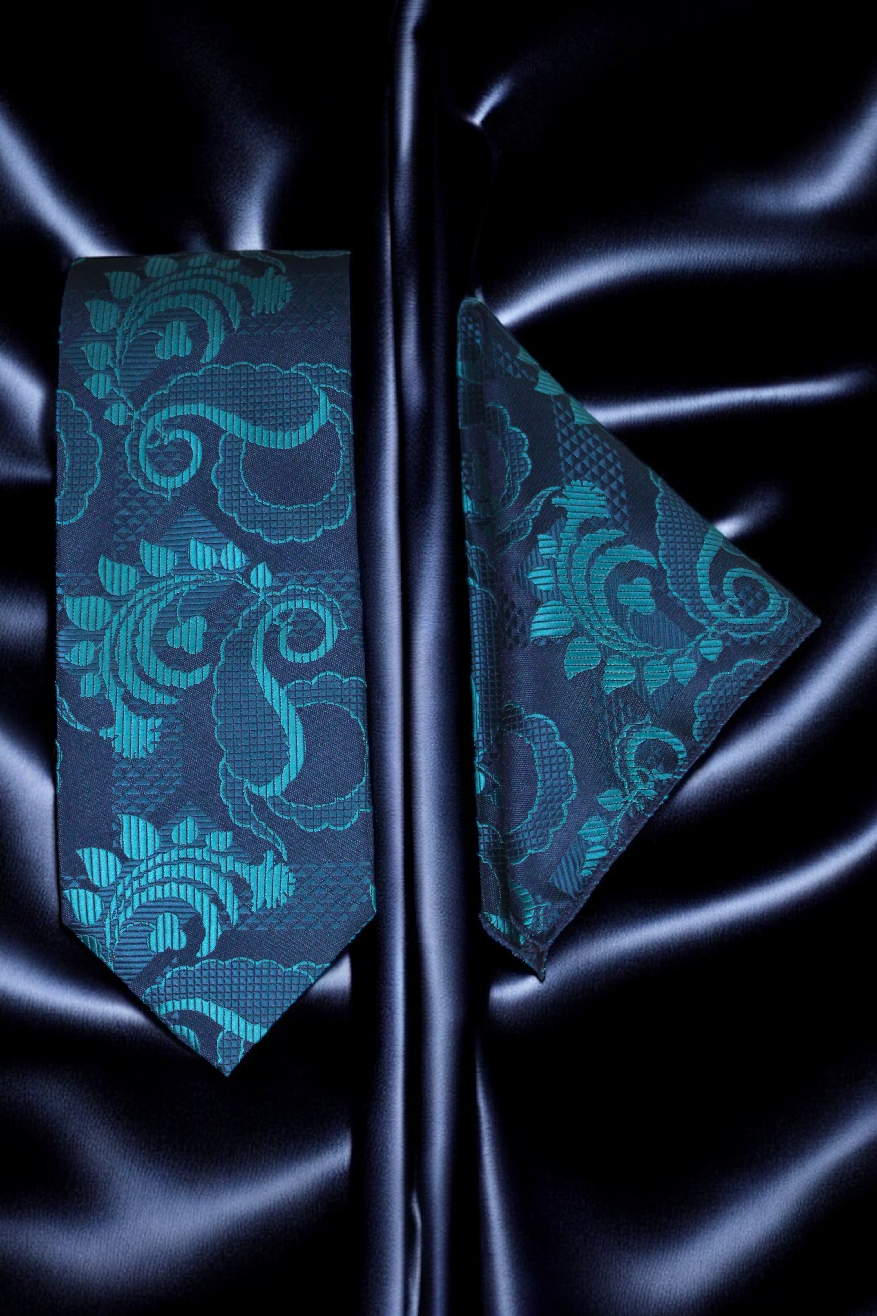 Elegant Teal Blue Paisley Tie & Pocket Square Set