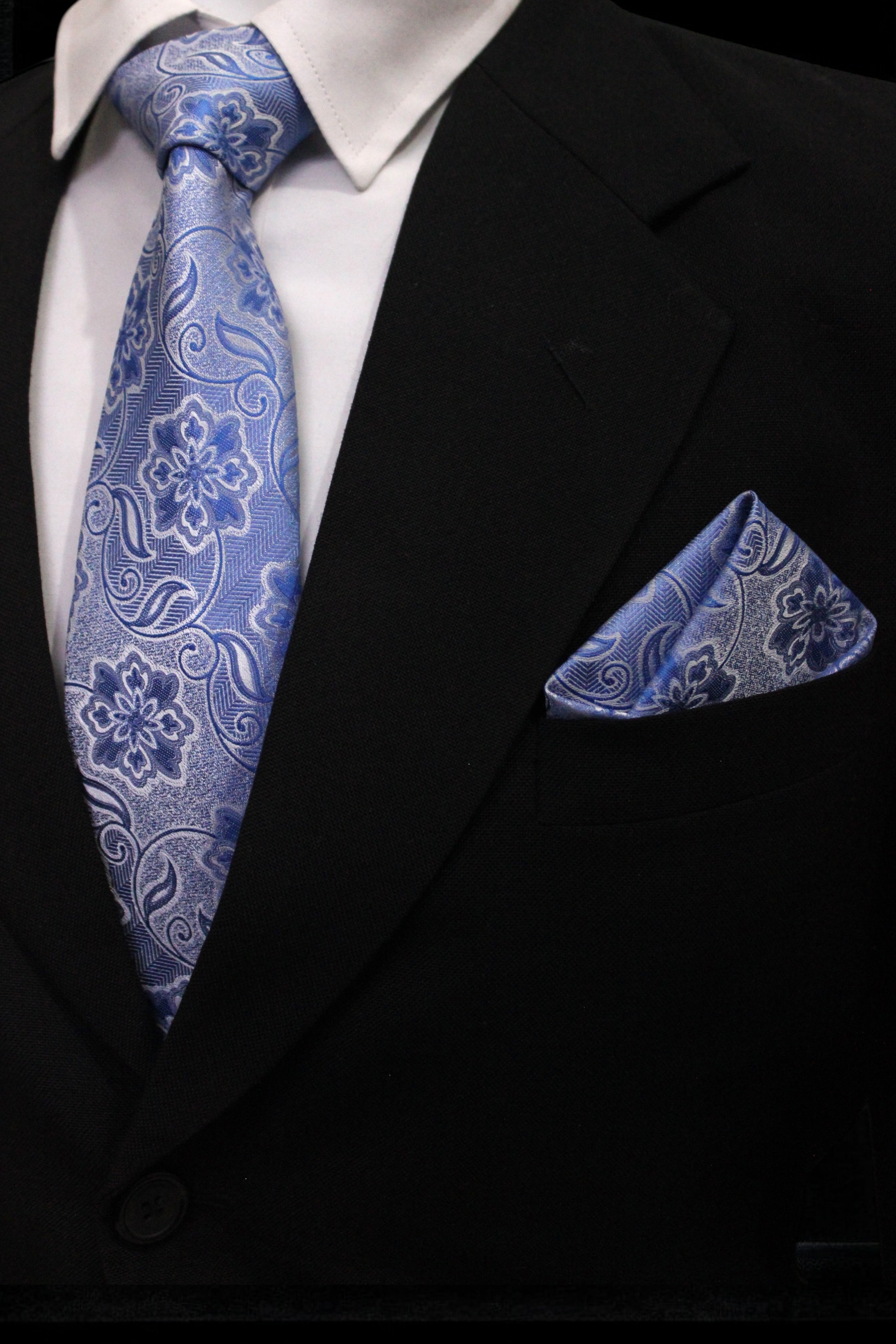 Elegant Blue Floral Tie & Pocket Square Set