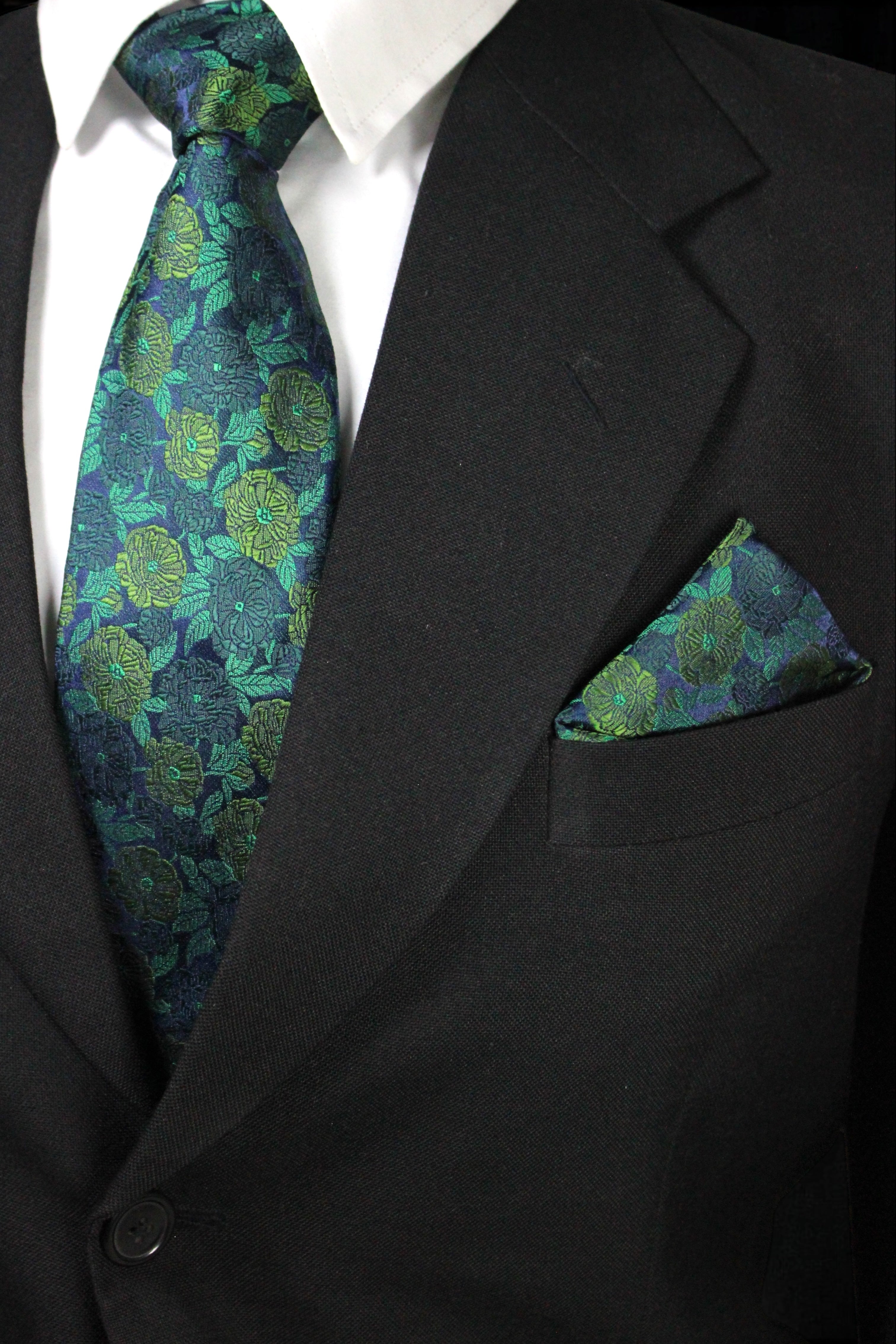 Green Floral Tie & Pocket Square Set