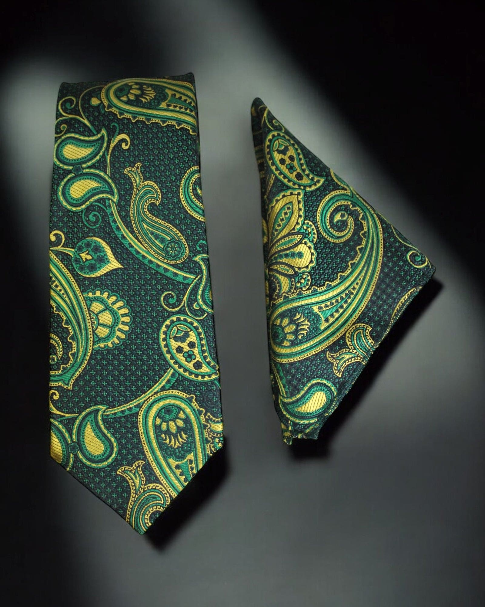 Luxury Green & Gold Paisley Tie Set