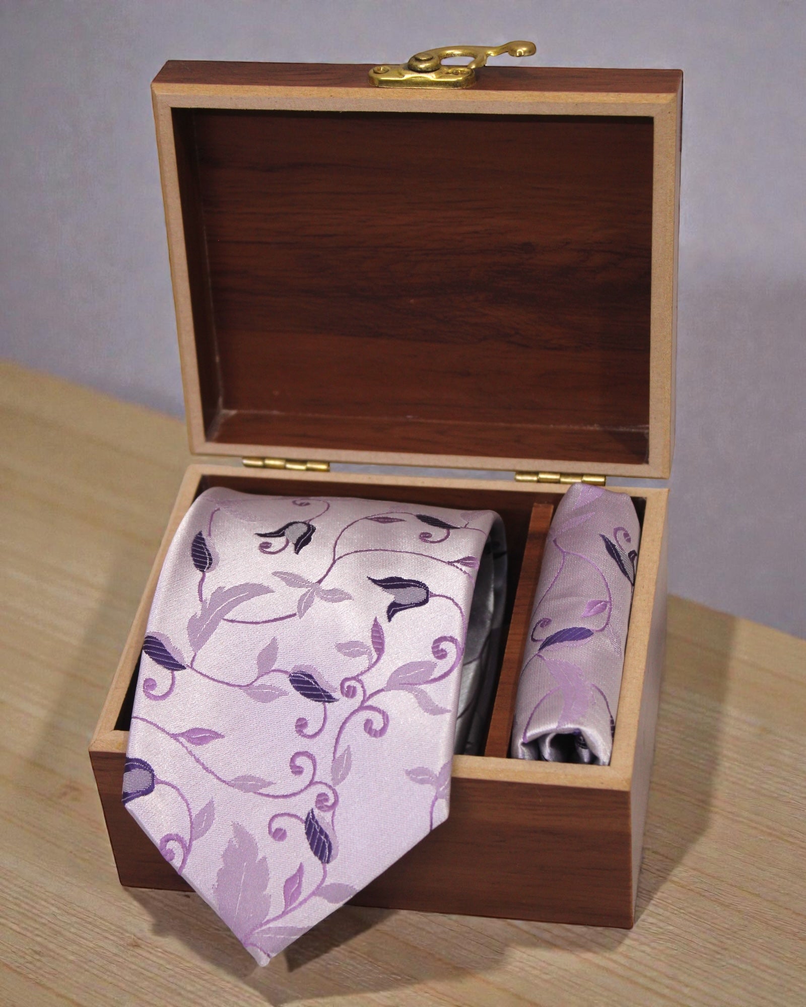 Luxury Microsilk Purple Floral Tie & Pocket Square Set with Wooden Gift Box – Premium Men's Formal Necktie