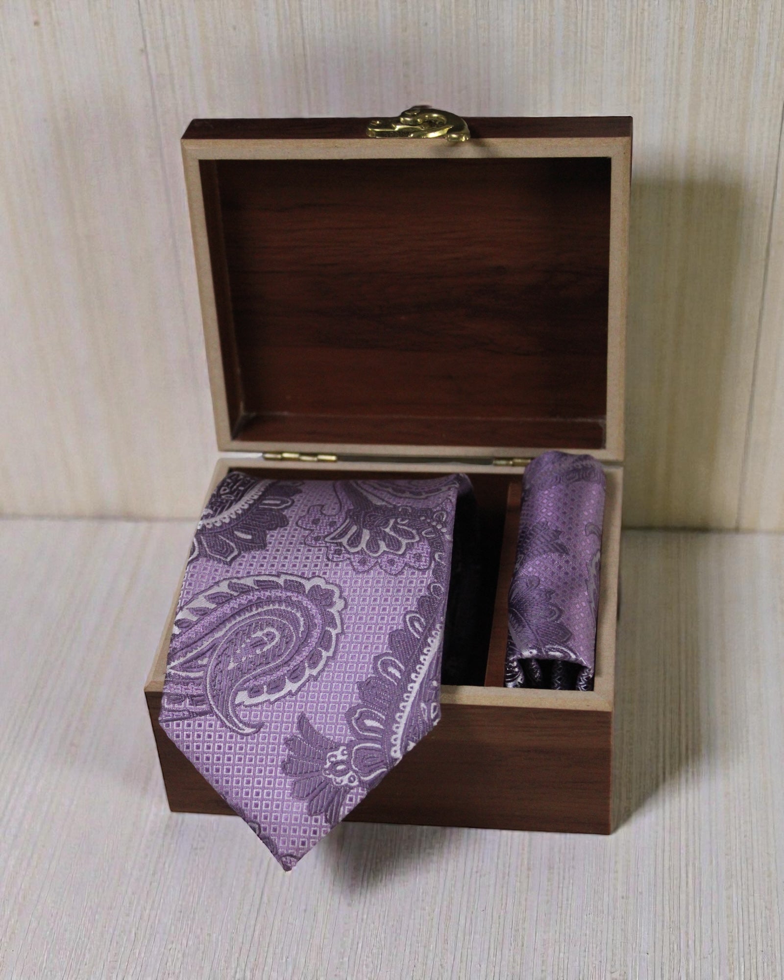 Elegant Purple Paisley Microsilk Tie & Pocket Square Set with Wooden Gift Box