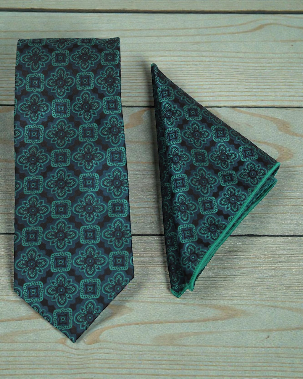 Teal & Navy Medallion Microsilk Tie & Pocket Square Set