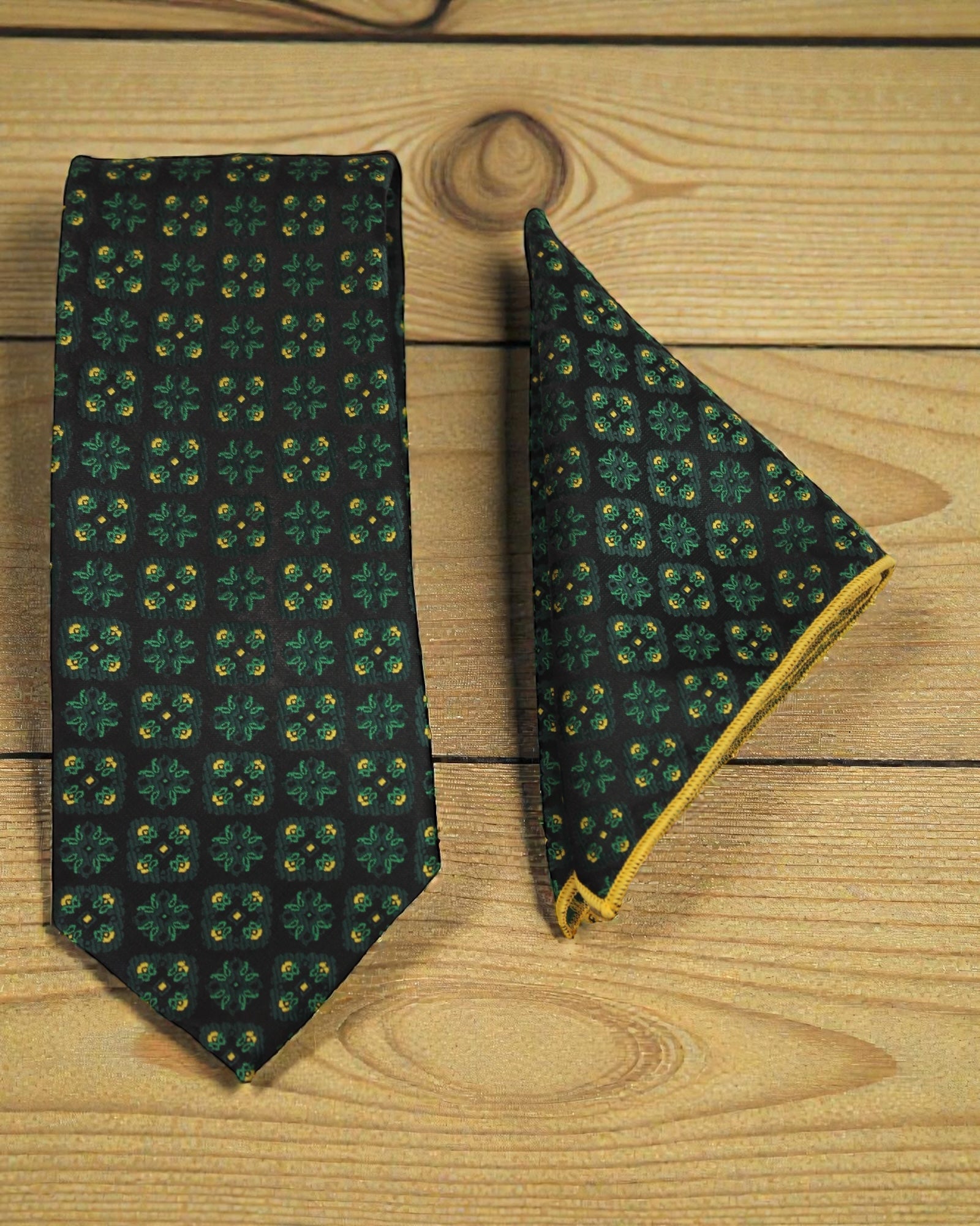 Black & Green Floral Microsilk Tie & Pocket Square Set