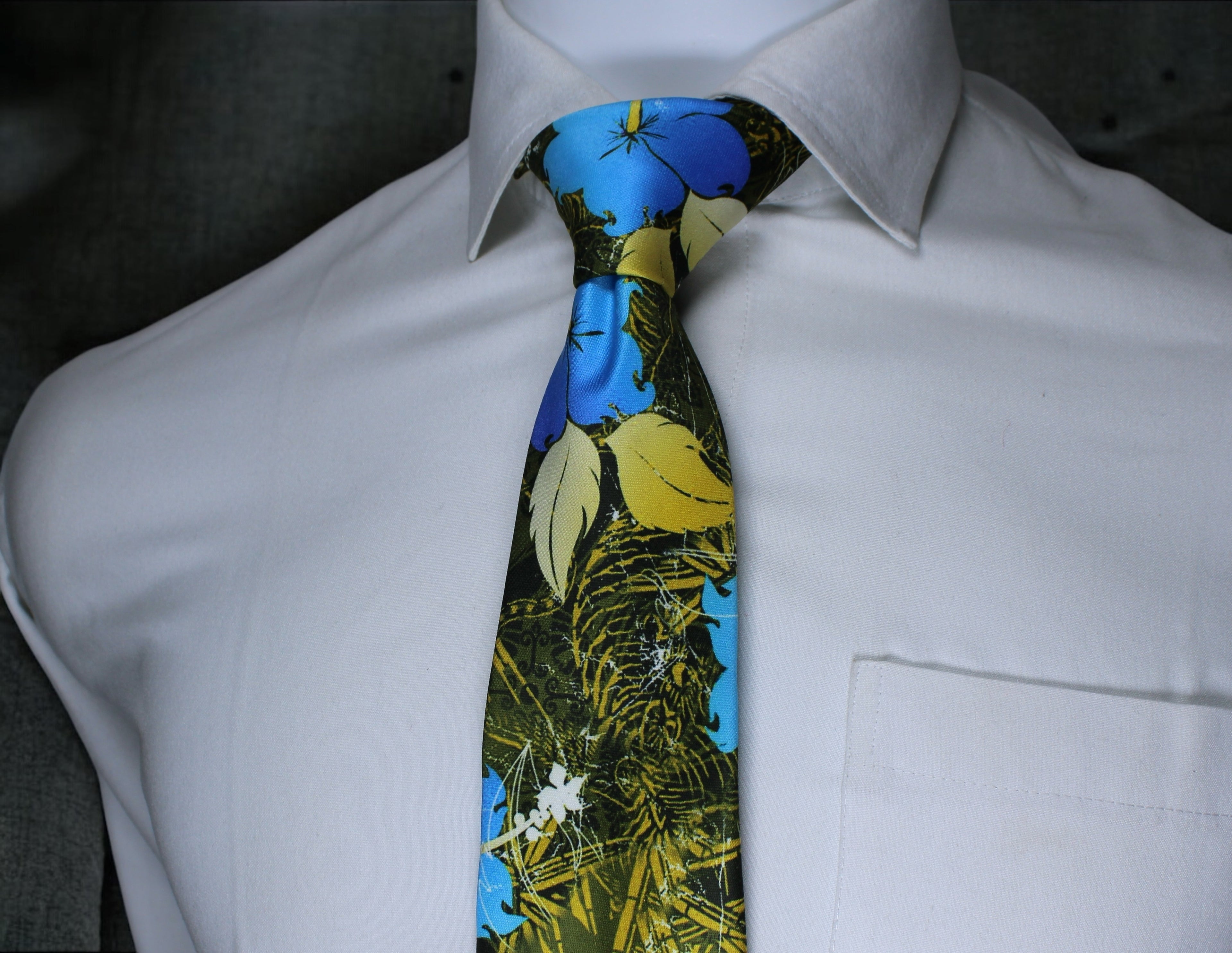 Tropical Vibe Artistic Floral Tie With Pocket Square