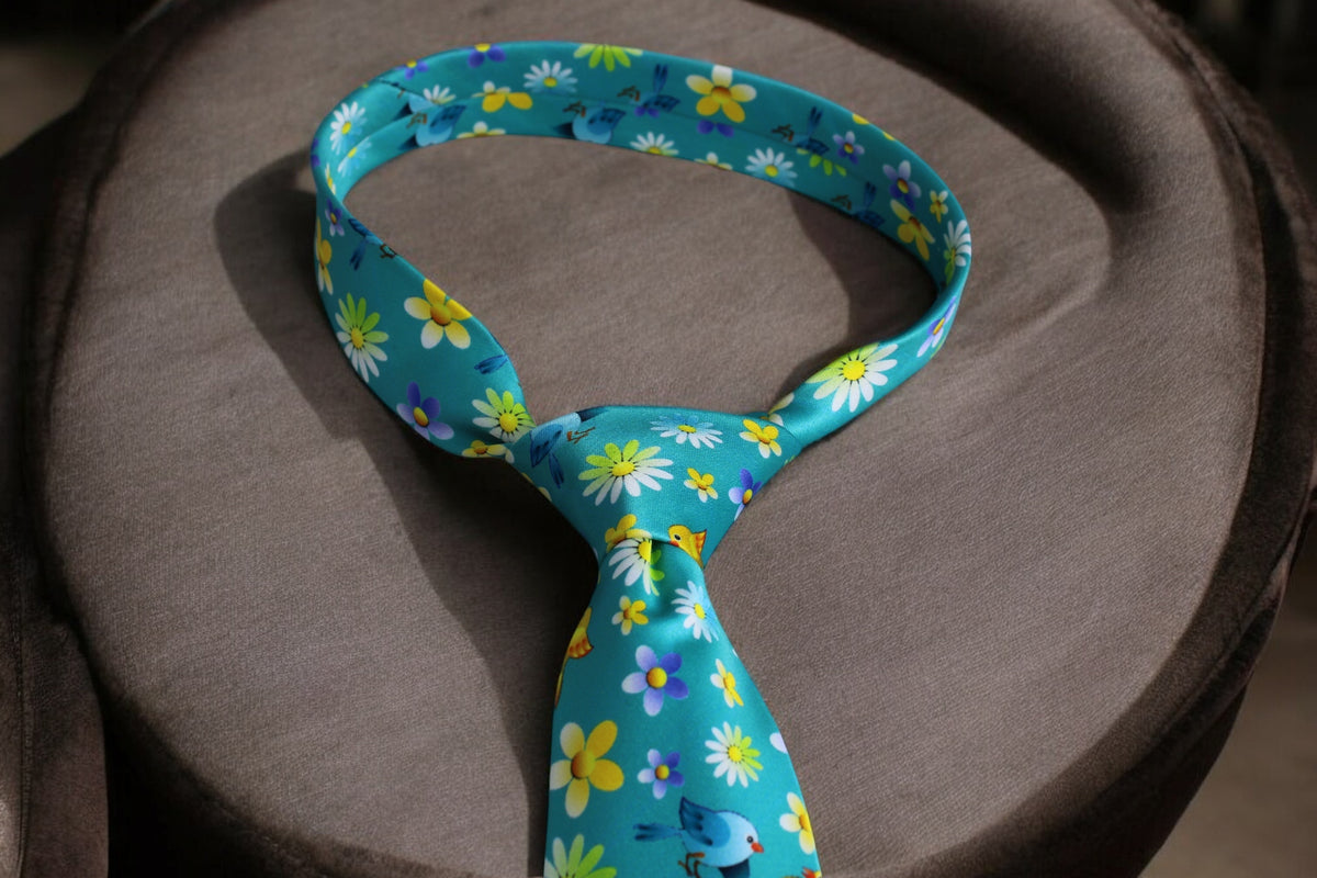 Vibrant Aqua Floral & Bird Pattern Tie