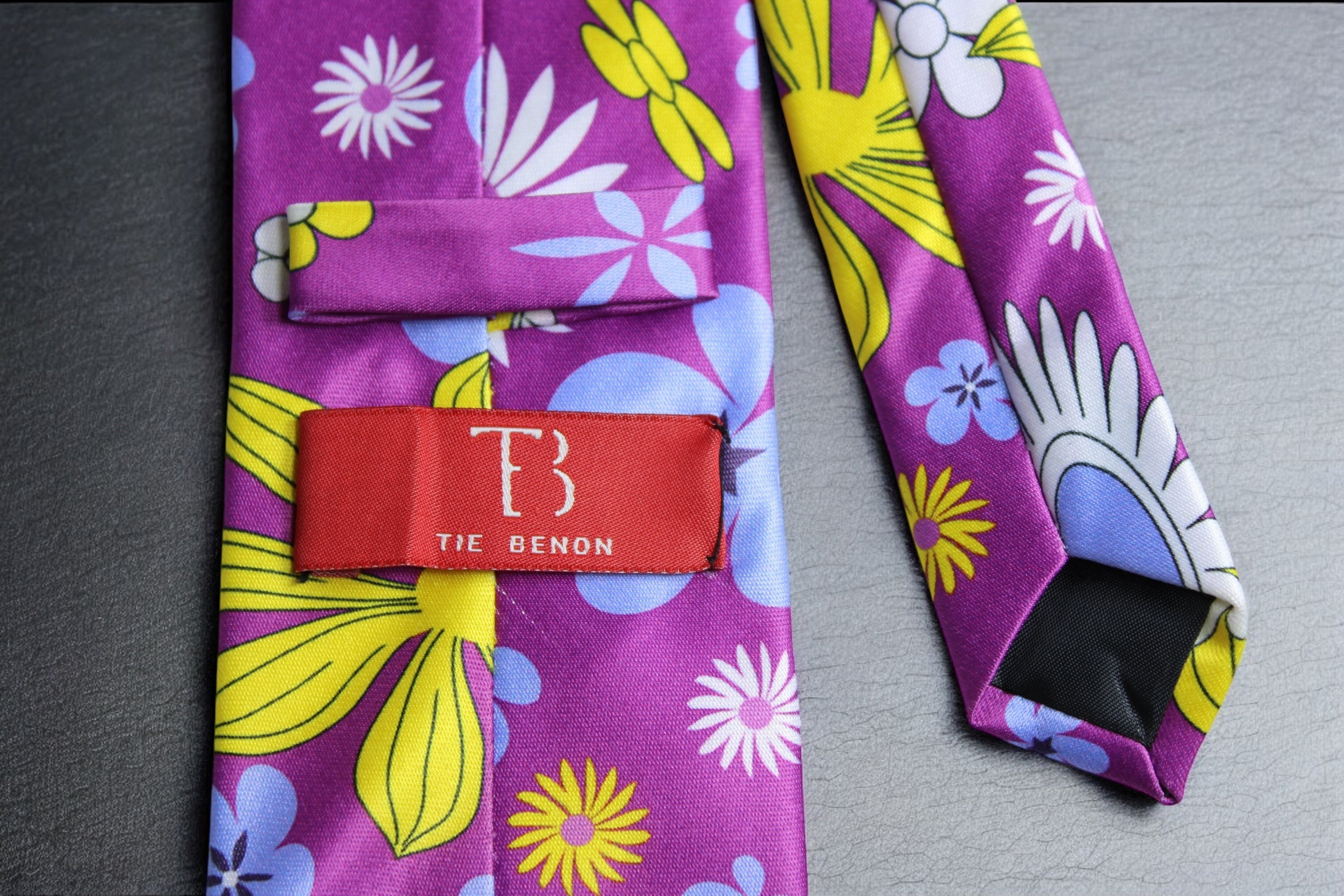 Whimsical Floral Tie With Pocket Square