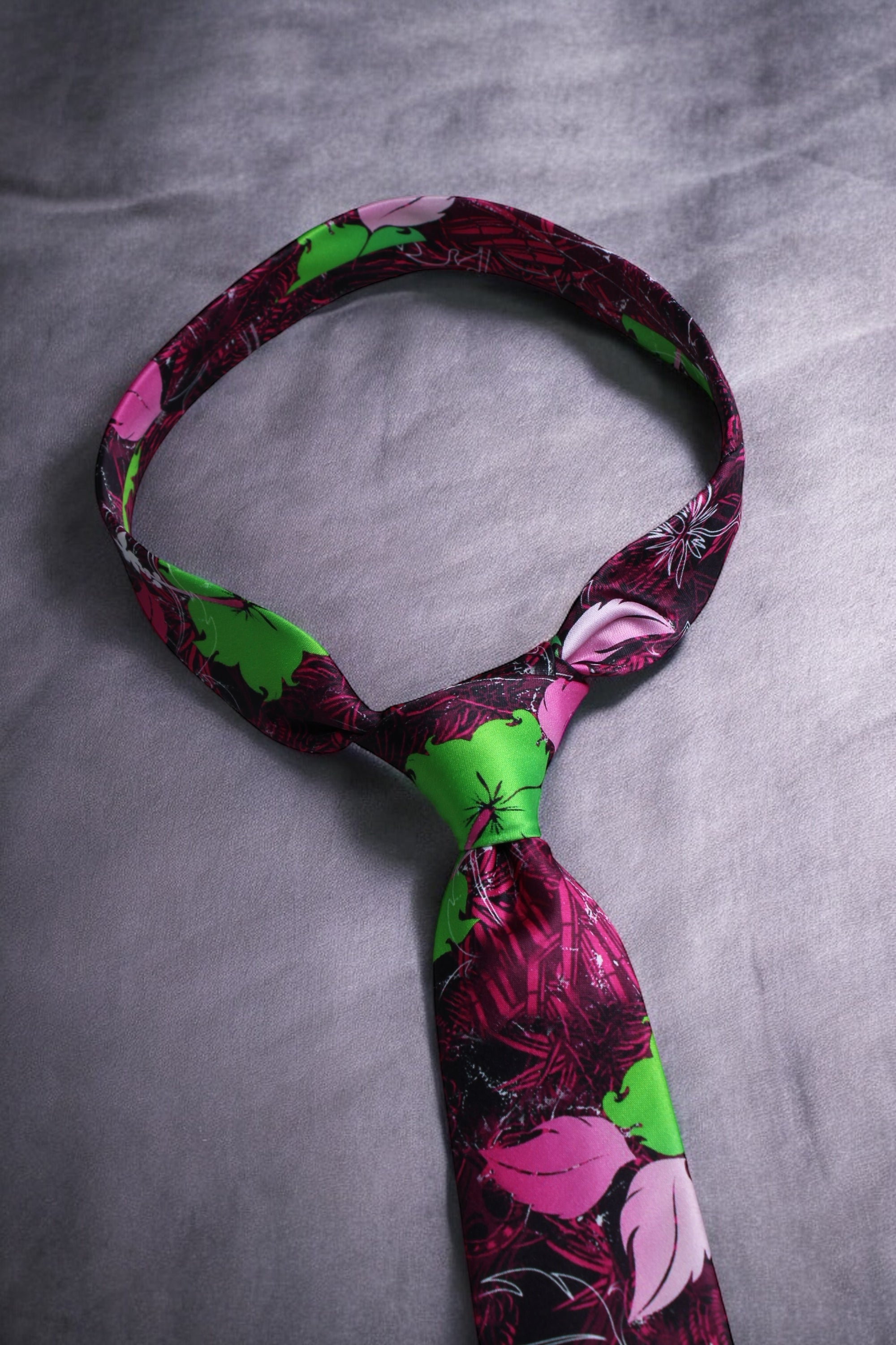 Wine Forest Vibe Floral Tie With Pocket Square